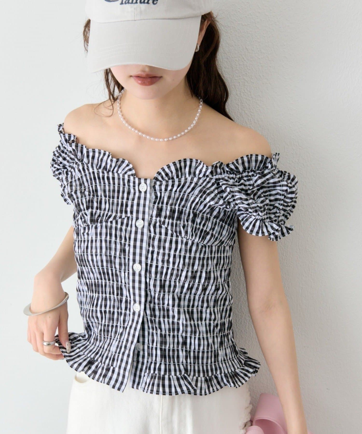 mystic(ミスティック) 《4/2(THU) 12:00予約START》シャーリングフレンチブラウス