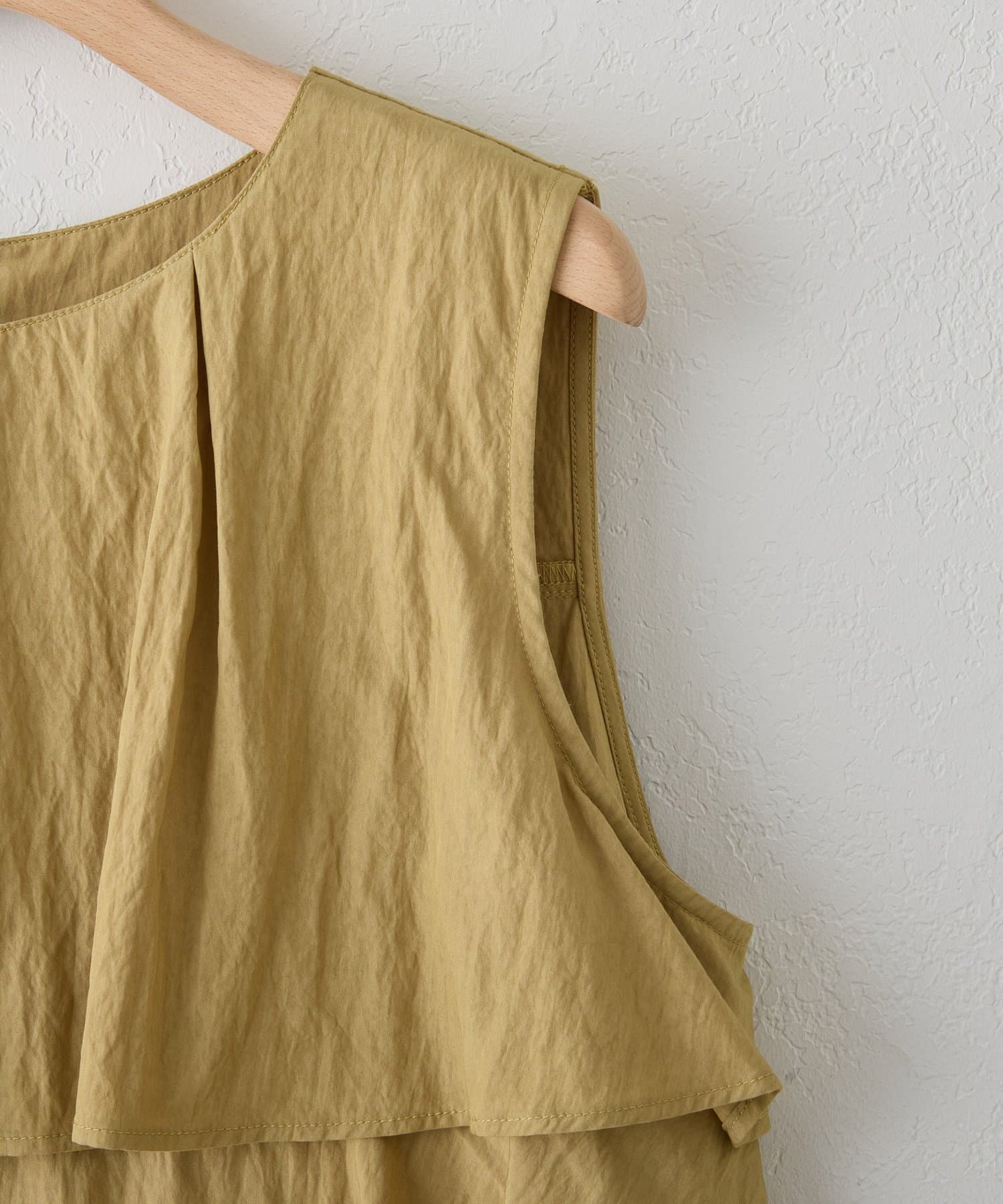 DISCOAT(ディスコート) 【Noka】ティアードノースリブラウス