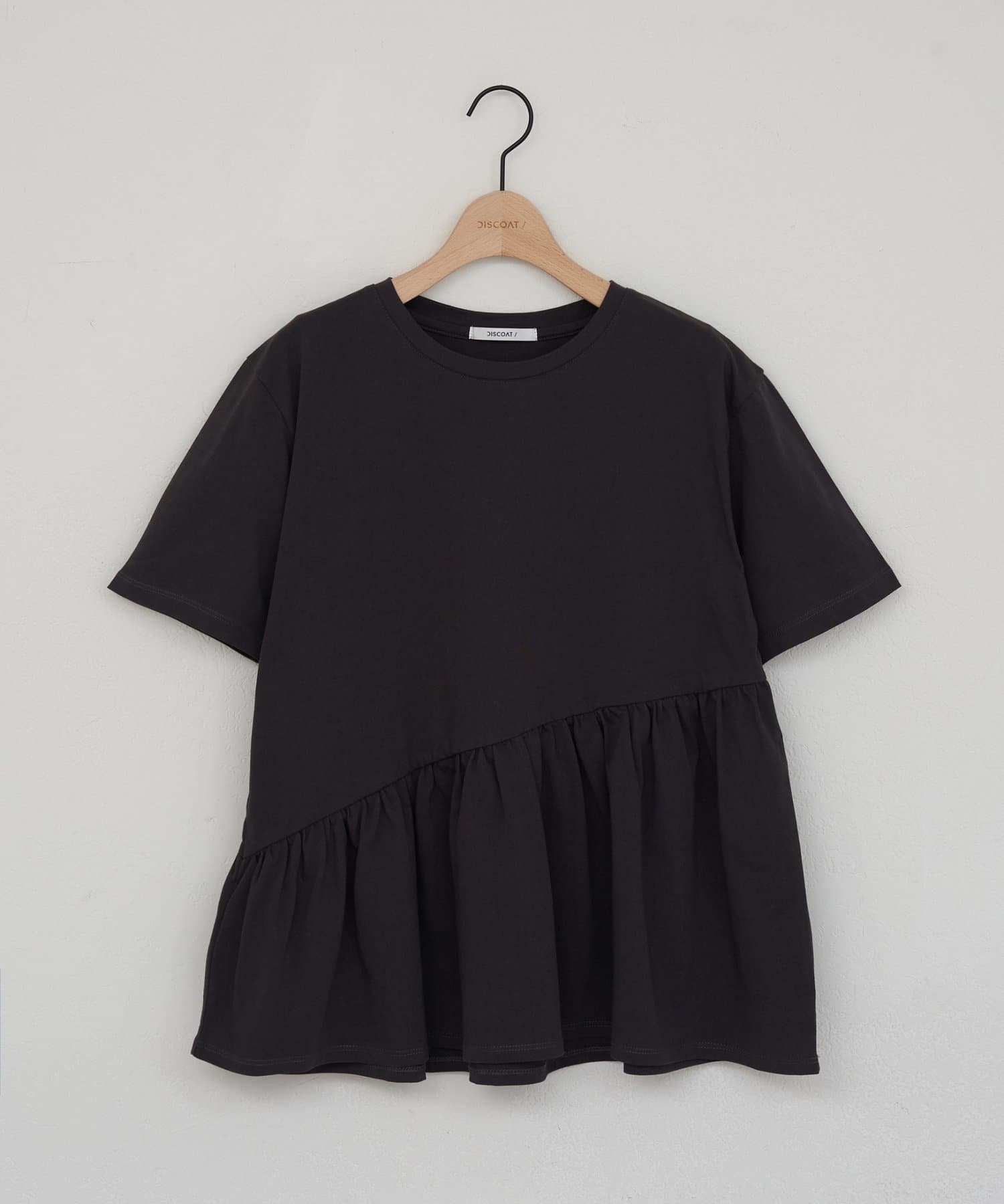 DISCOAT(ディスコート) 【WEB限定】切替フリルTシャツ