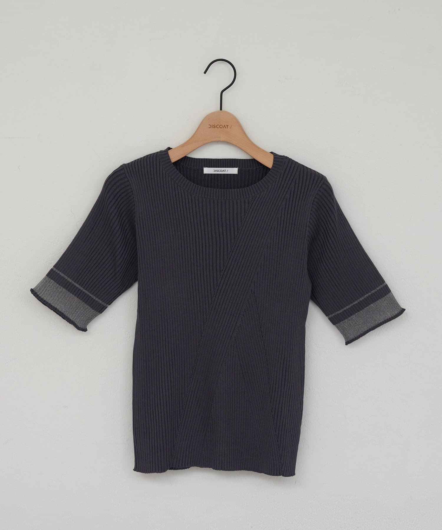 DISCOAT(ディスコート) 【WEB限定】シアー切り替え半袖プルオーバー