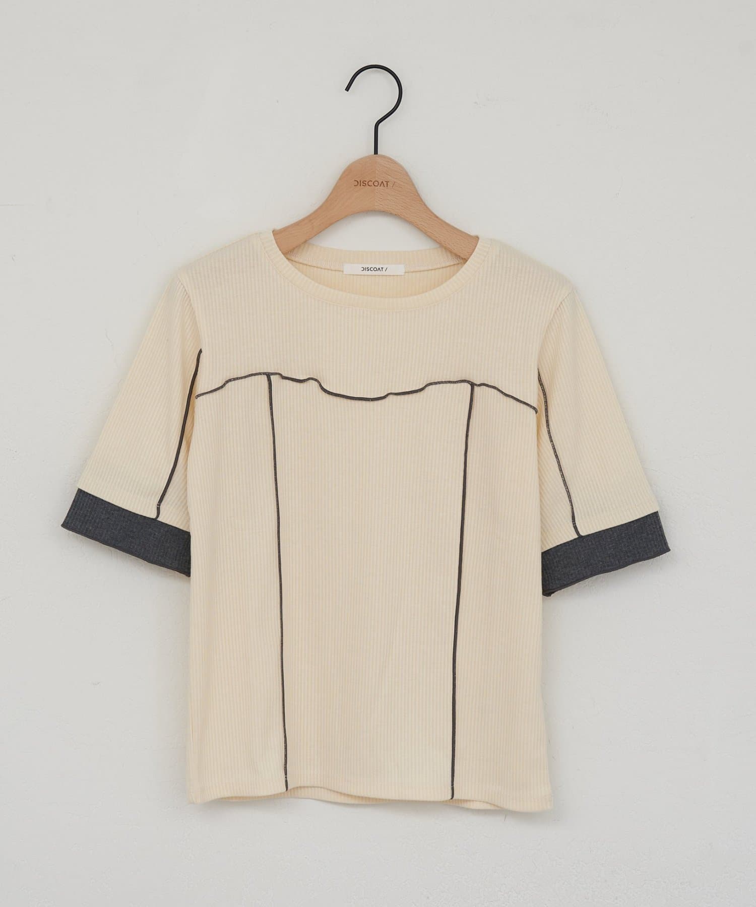 DISCOAT(ディスコート) 【WEB限定】ビスチェメロー半袖Tシャツ