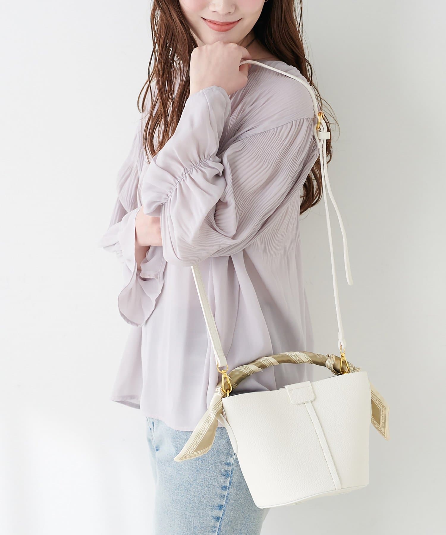 natural couture(ナチュラルクチュール) スカーフ付きポーチインバッグ