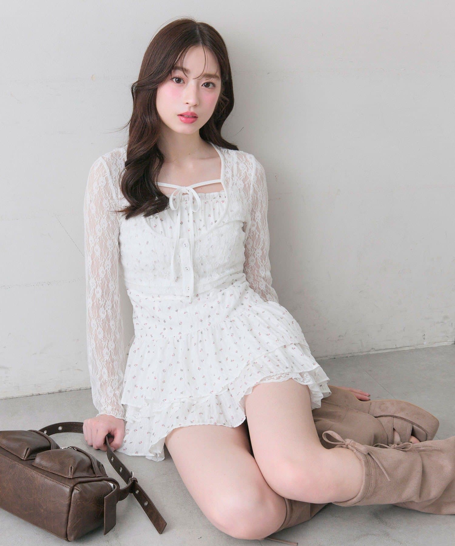 OLIVE des OLIVE(オリーブ デ オリーブ) レースティアードワンピとカーデのセット