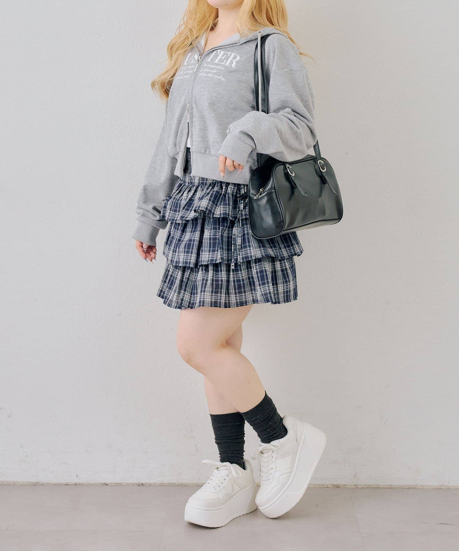 NICE CLAUP / OLIVE des OLIVE OUTLET(ナイスクラップ  / オリーブ デ オリーブ アウトレット) 【continuer】サイドリボンティアードミニスカート