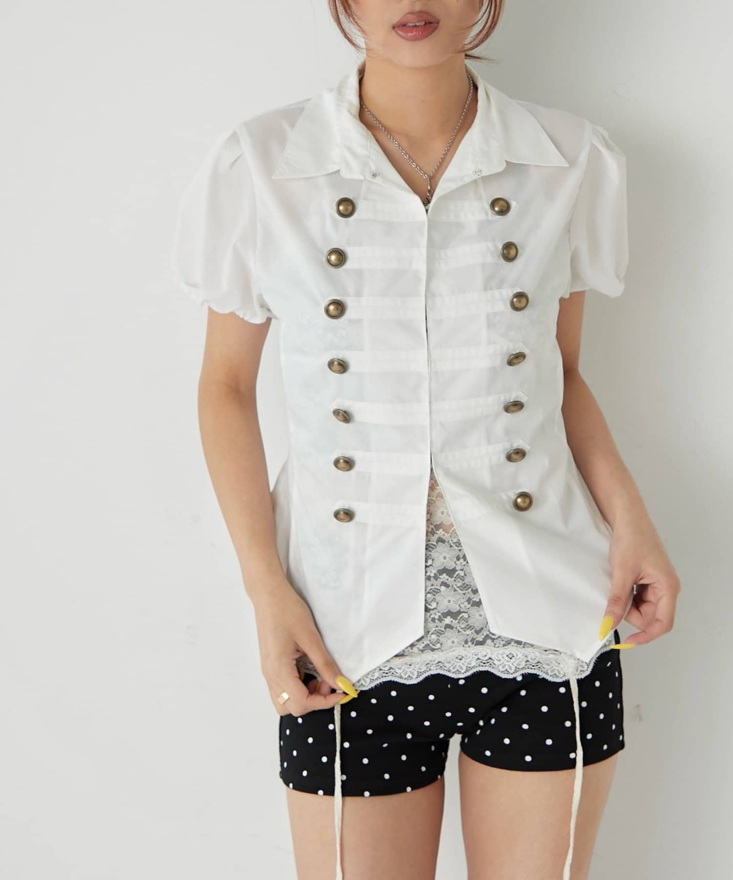 WHO’S WHO gallery(フーズフーギャラリー) ナポレオンパフスリブラウス