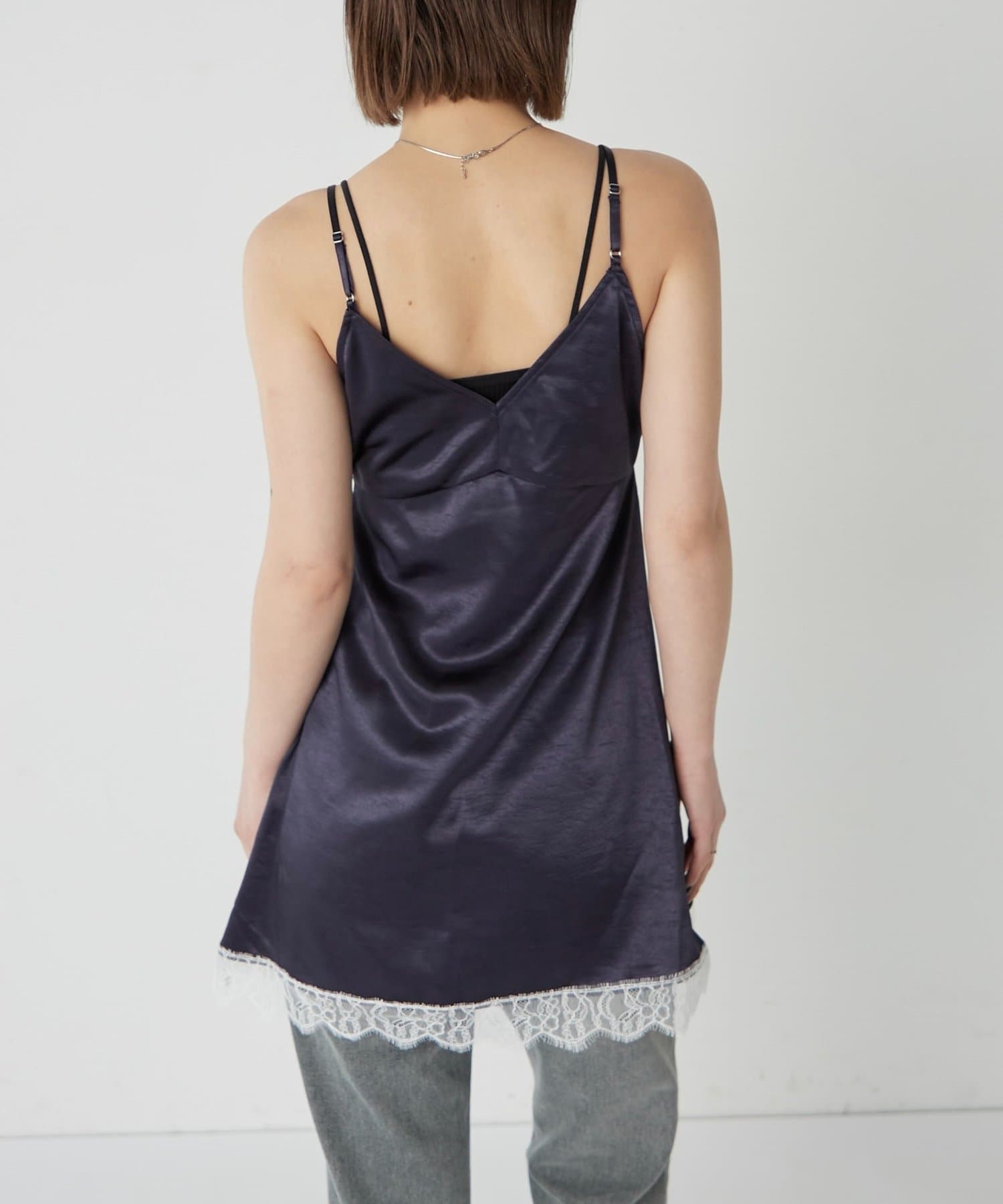 WHO’S WHO gallery(フーズフーギャラリー) ロゴサテンキャミワンピ(ドット柄/無地)