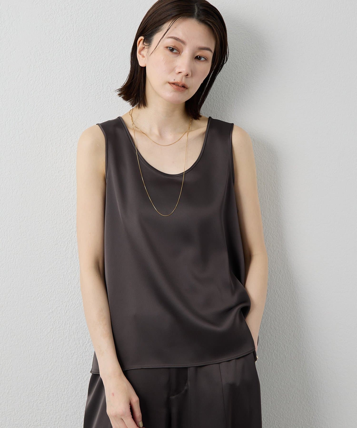 Whim Gazette(ウィム ガゼット) 【Drawing Numbers】ダブルサテンタンクブラウス