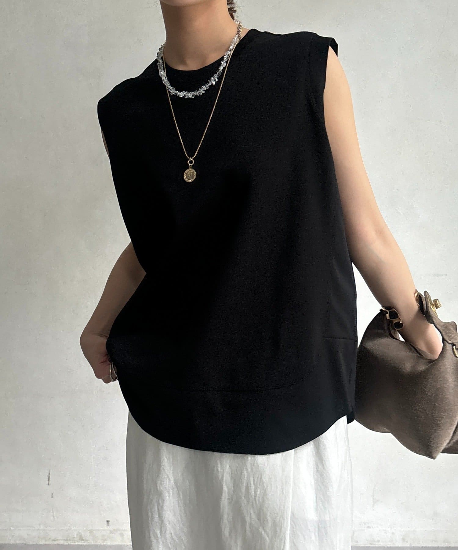 DOUDOU(ドゥドゥ) 裾切替ノーリスリーブプルオーバー