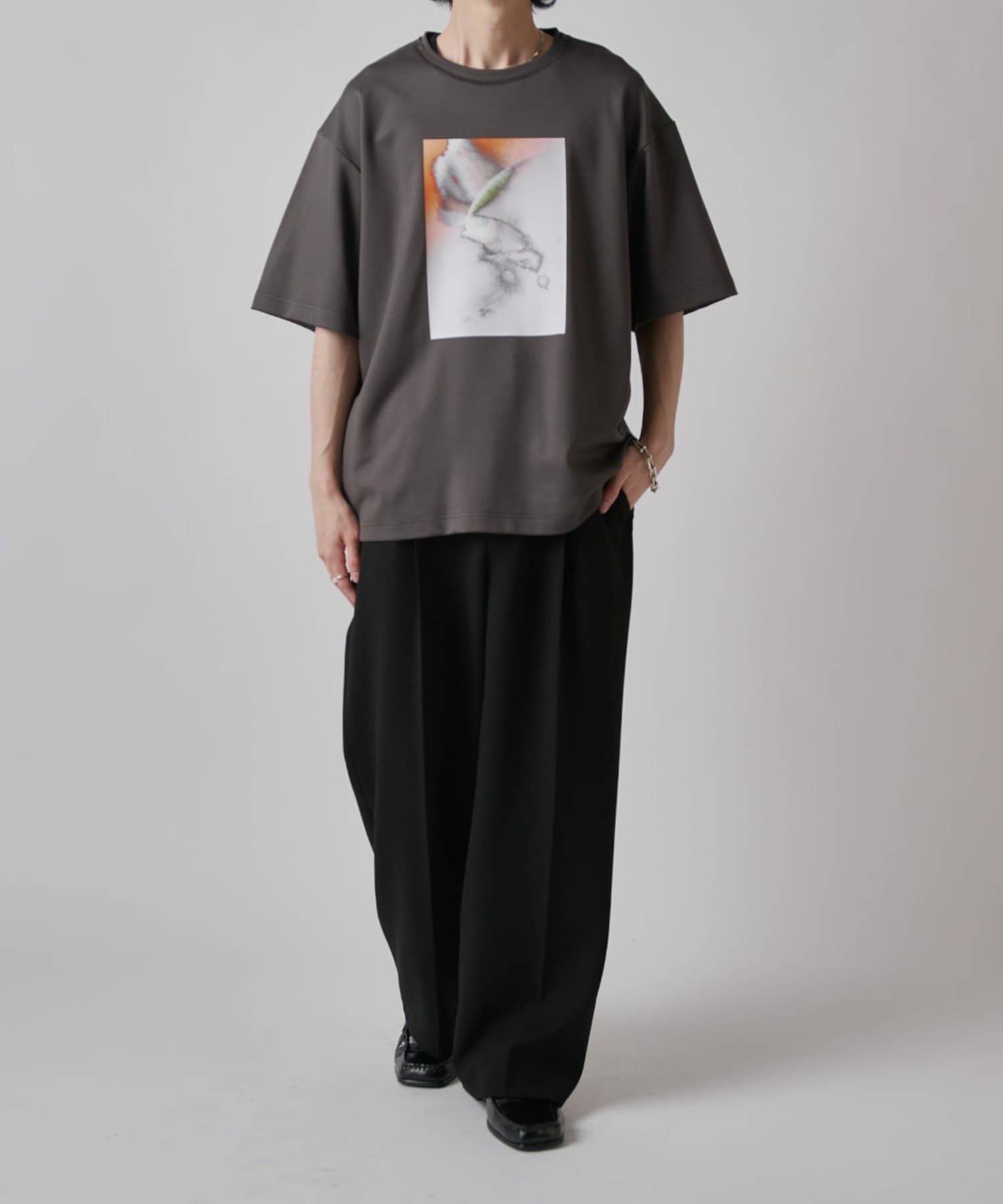 Lui's(ルイス) OUT OF FOCUS Tシャツ