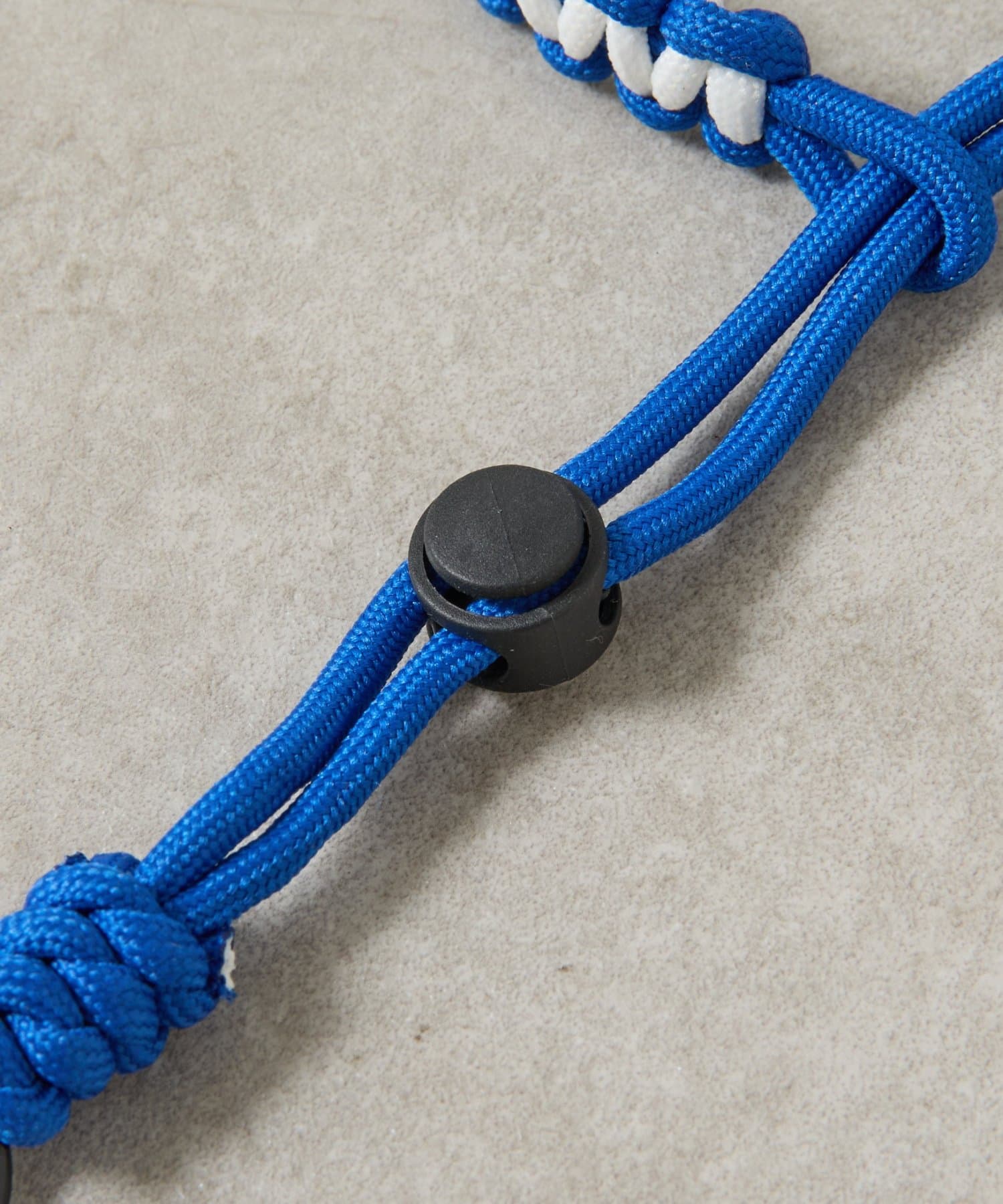 COLONY 2139(コロニー トゥーワンスリーナイン) スマホ・ドリンクコードストラップ