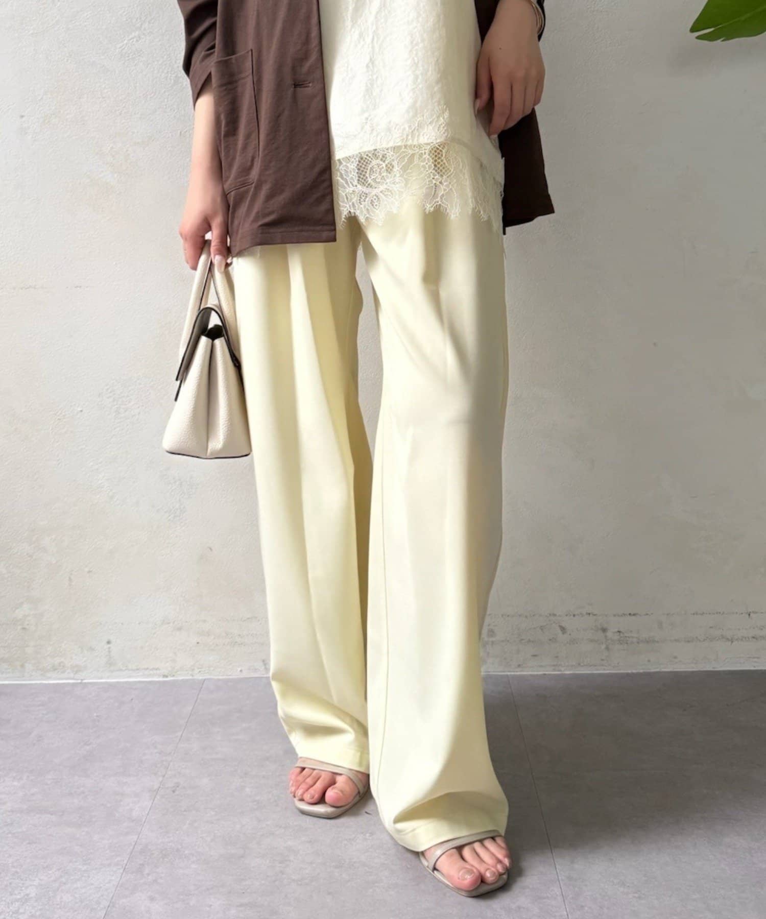 Jena　espace merveilleux(ジェナ　エスパスメルヴェイユ) 【高身長さん安心の丈感】ツイルカーブパンツ