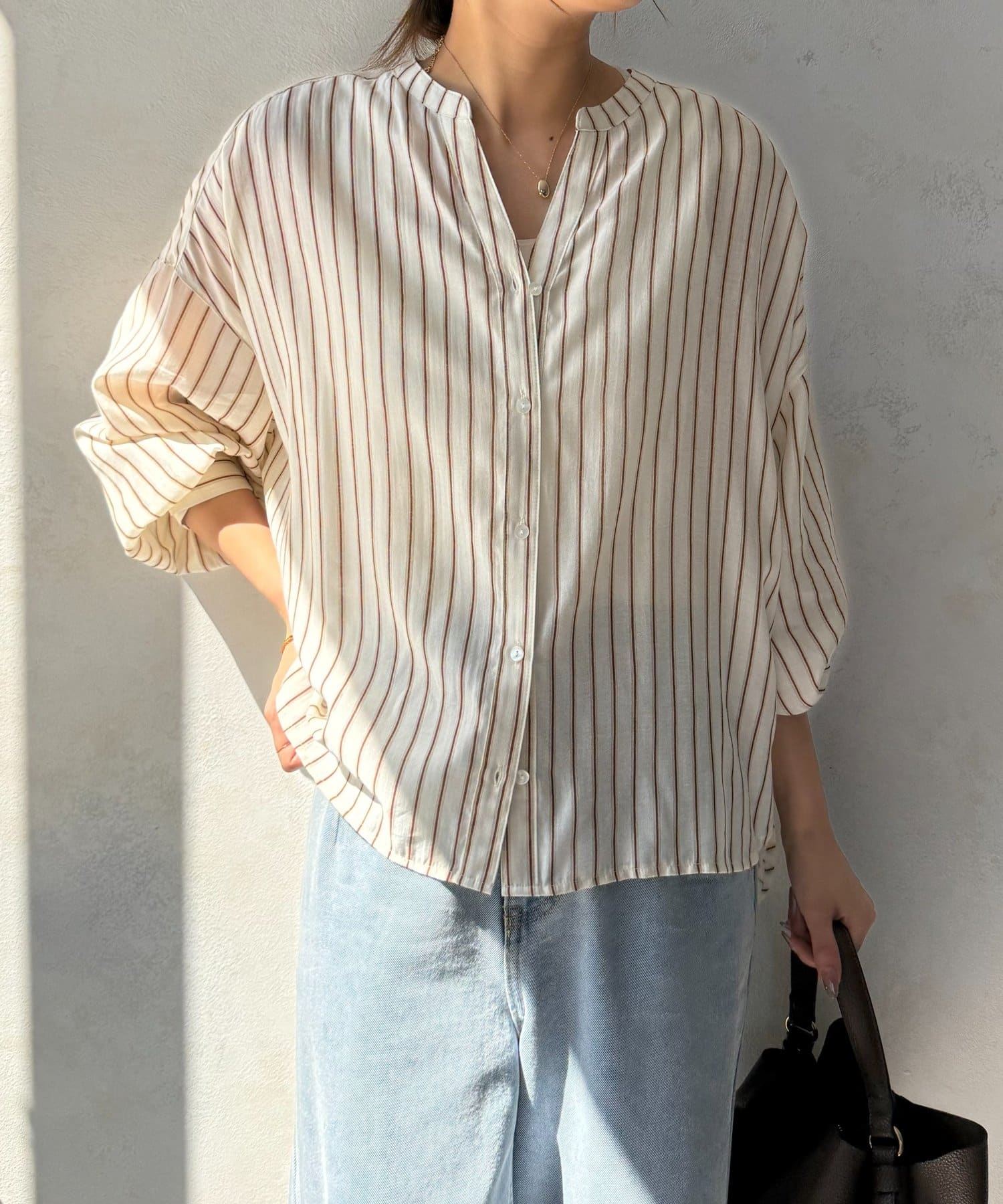 Jena　espace merveilleux(ジェナ　エスパスメルヴェイユ) シアーストライプシャツ