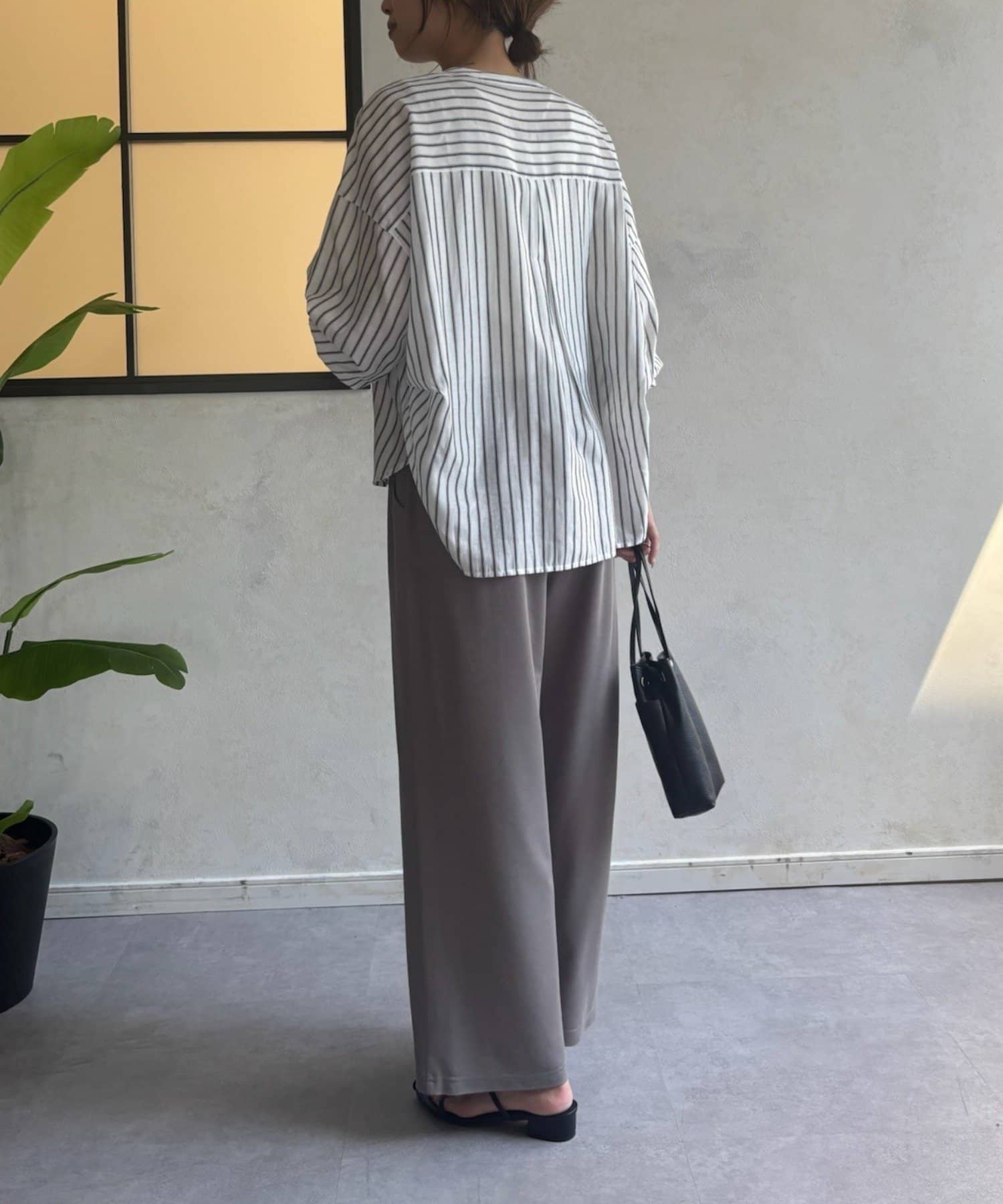 Jena　espace merveilleux(ジェナ　エスパスメルヴェイユ) シアーストライプシャツ