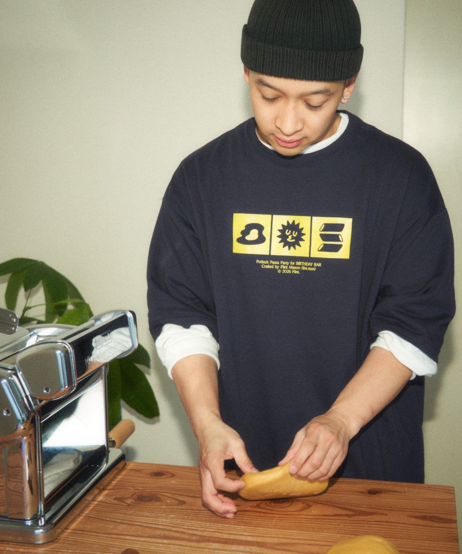 BIRTHDAY BAR(バースデイバー) 【POTLUCK PASTA PARTY】Tシャツ　2サイズ展開