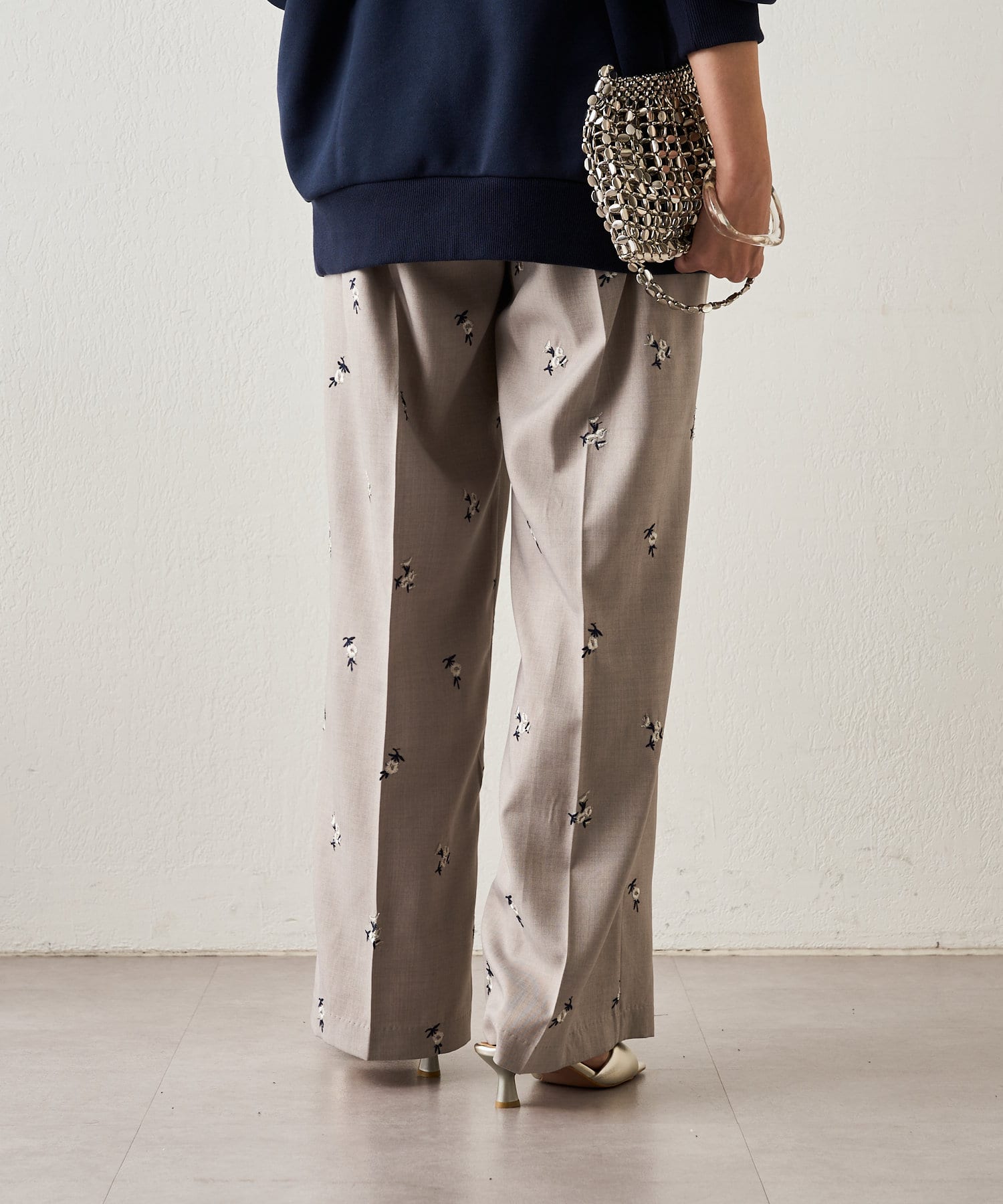 OUTLET(アウトレット) 【SHENERY】刺繍スラックス