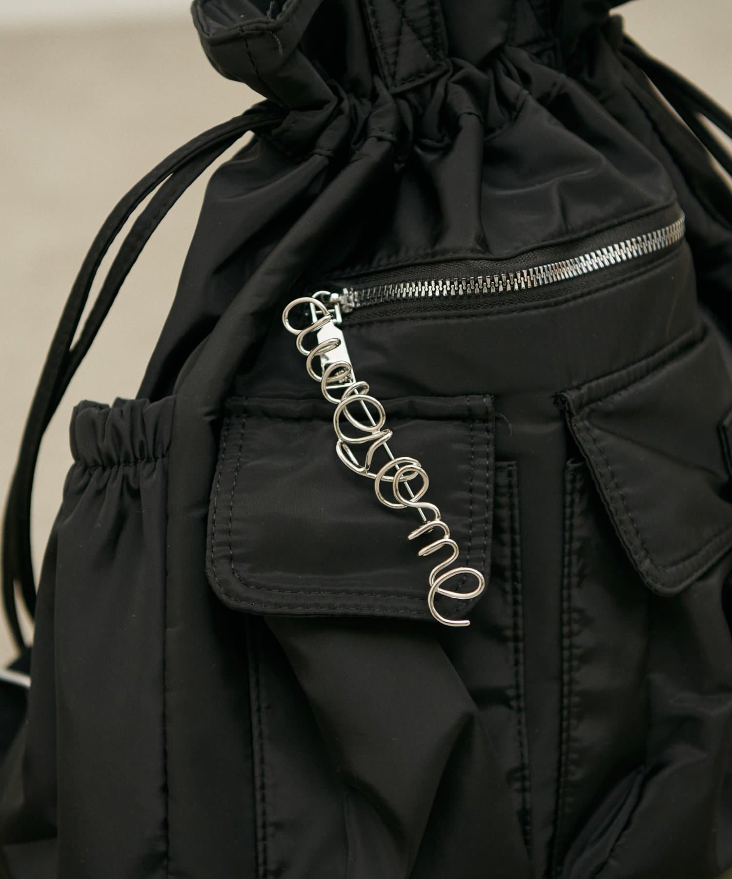 LARUTA(ラルータ) Awesomeブローチ