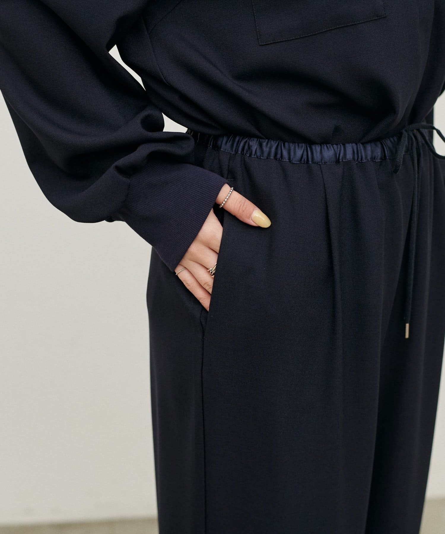 LARUTA(ラルータ) ストレッチイージーパンツ