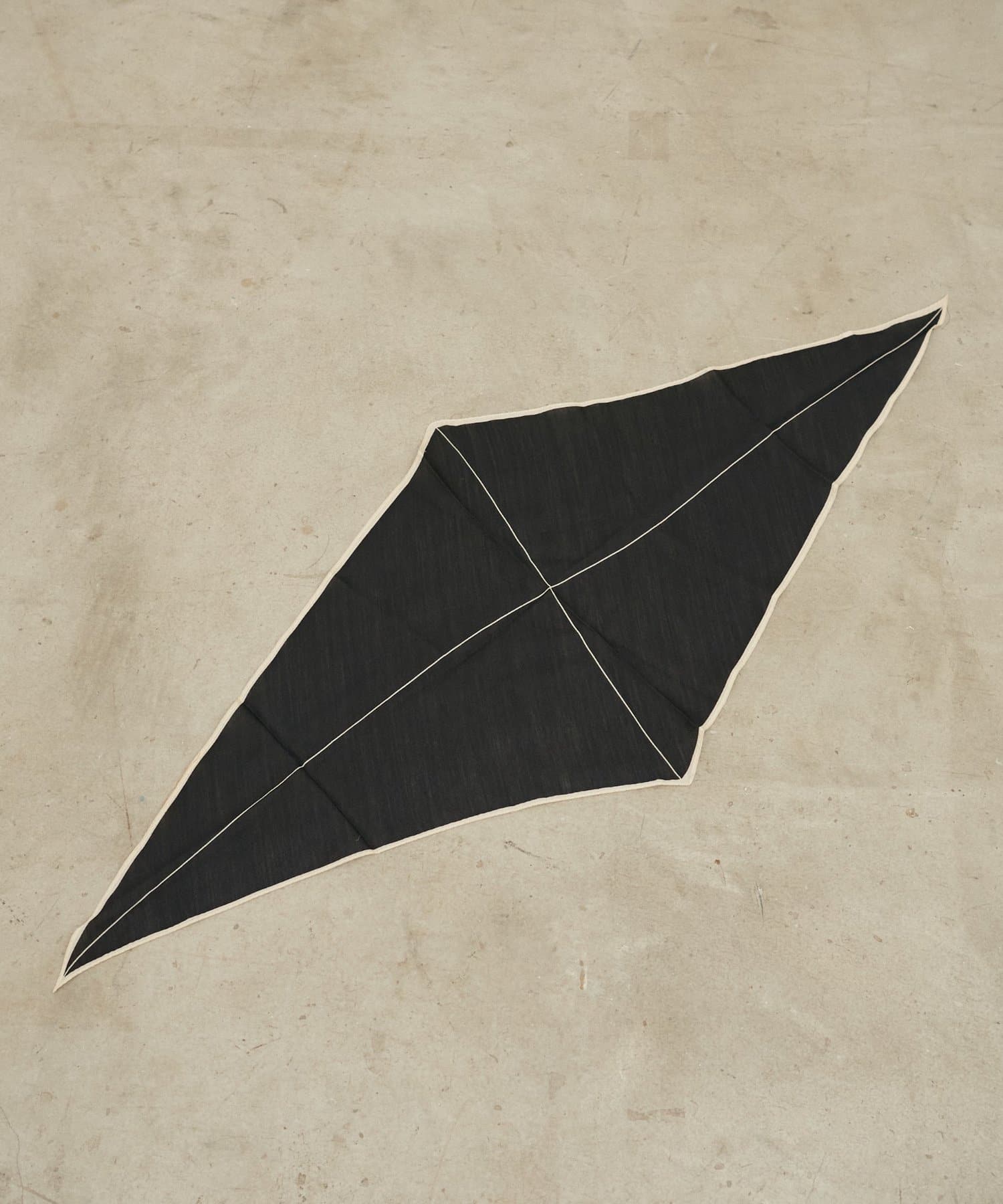 LARUTA(ラルータ) 【Web限定】クロスラインスカーフ