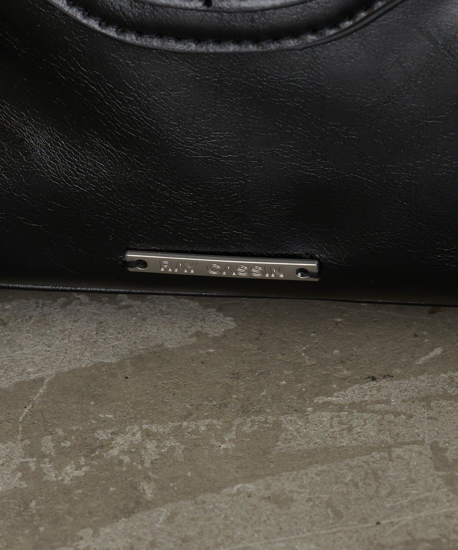 RAY CASSIN(レイカズン) 【500mlペットボトル収納可】ショルダー付きスクエアバッグ