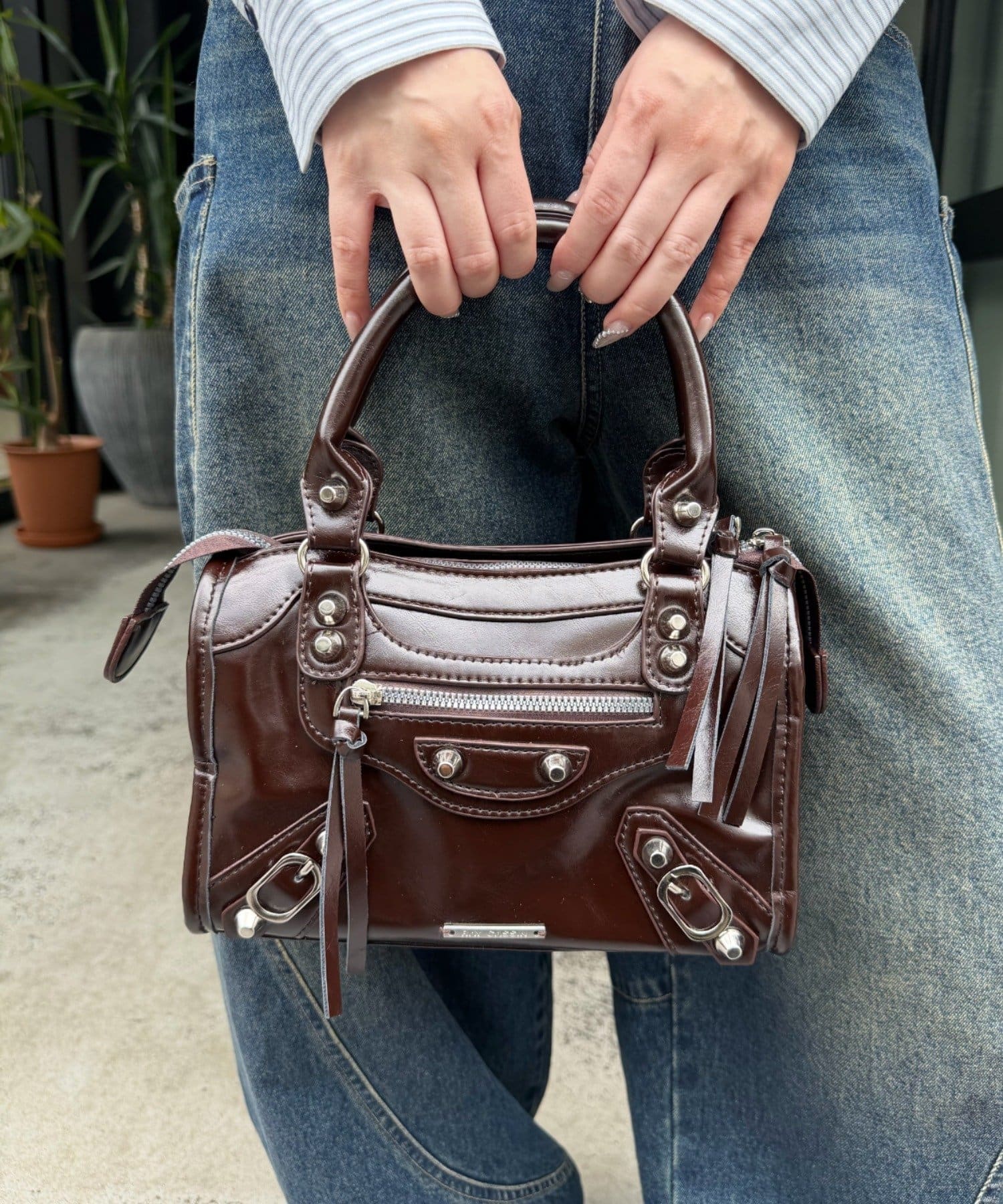 RAY CASSIN(レイカズン) 【500mlペットボトル収納可】ショルダー付きスクエアバッグ