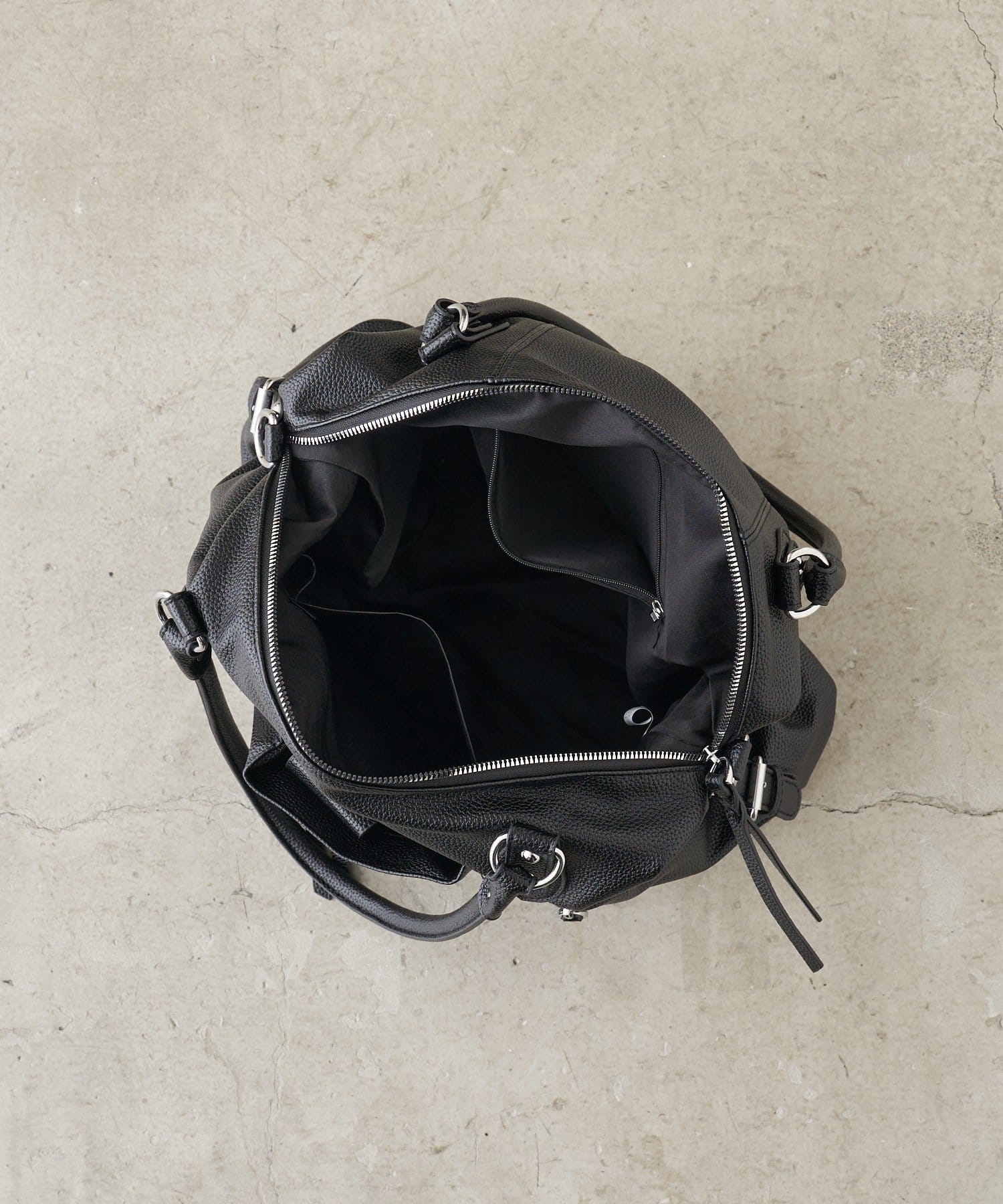 RAY CASSIN(レイカズン) 【A4サイズ収納可能 / 大容量】ビッグショルダーバッグ