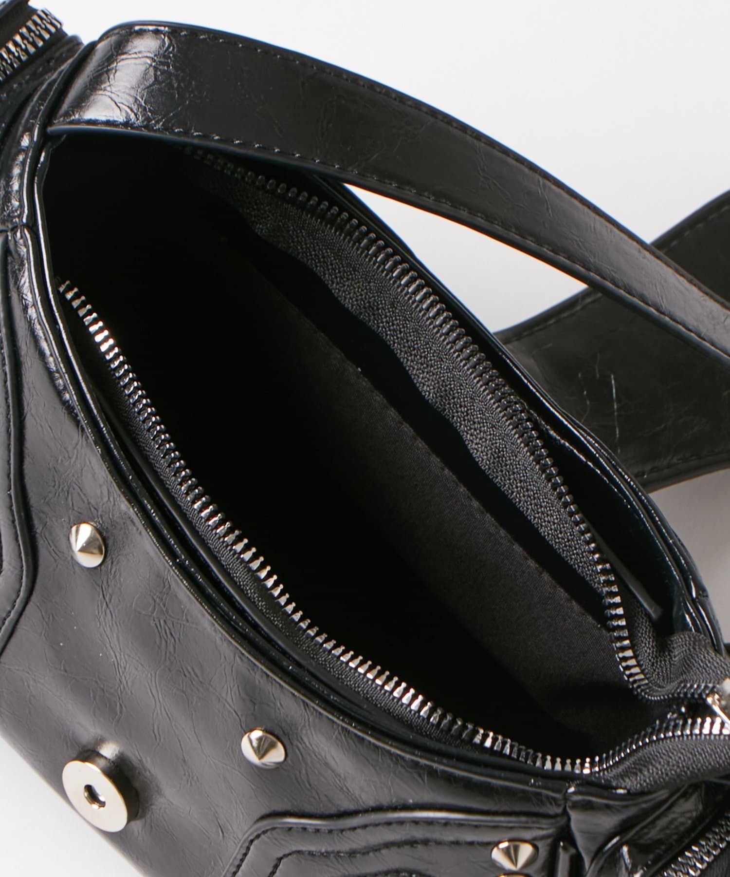 WHO’S WHO gallery(フーズフーギャラリー) 【WEB限定】スタッズジップショルダーバッグ