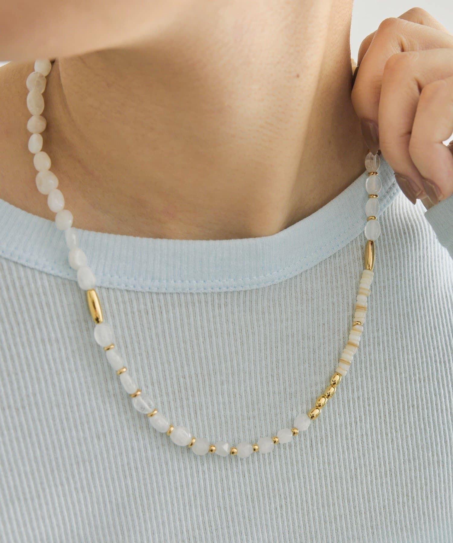 ear PAPILLONNER(イア パピヨネ) ワントーンビーズネックレス