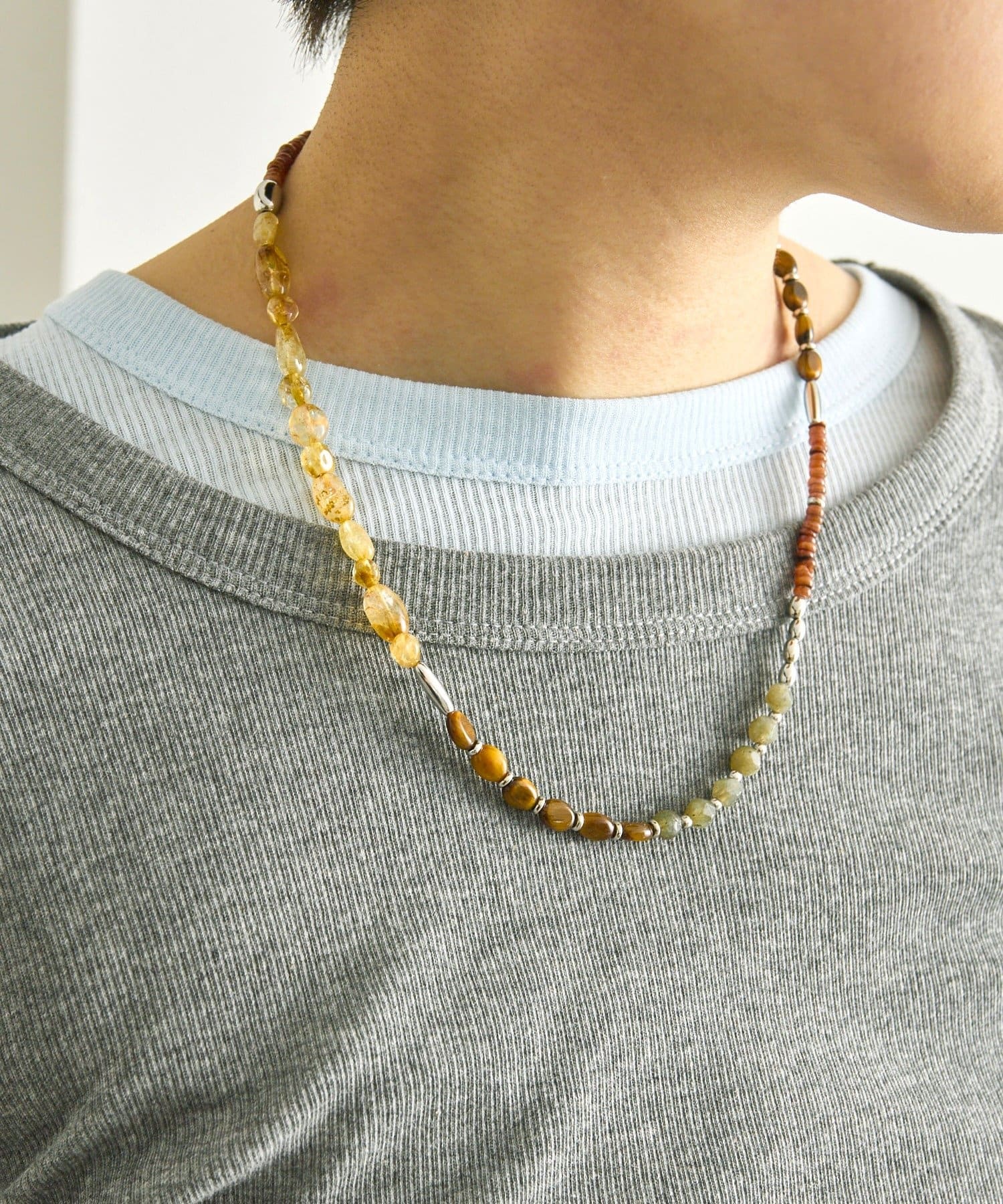 ear PAPILLONNER(イア パピヨネ) ワントーンビーズネックレス