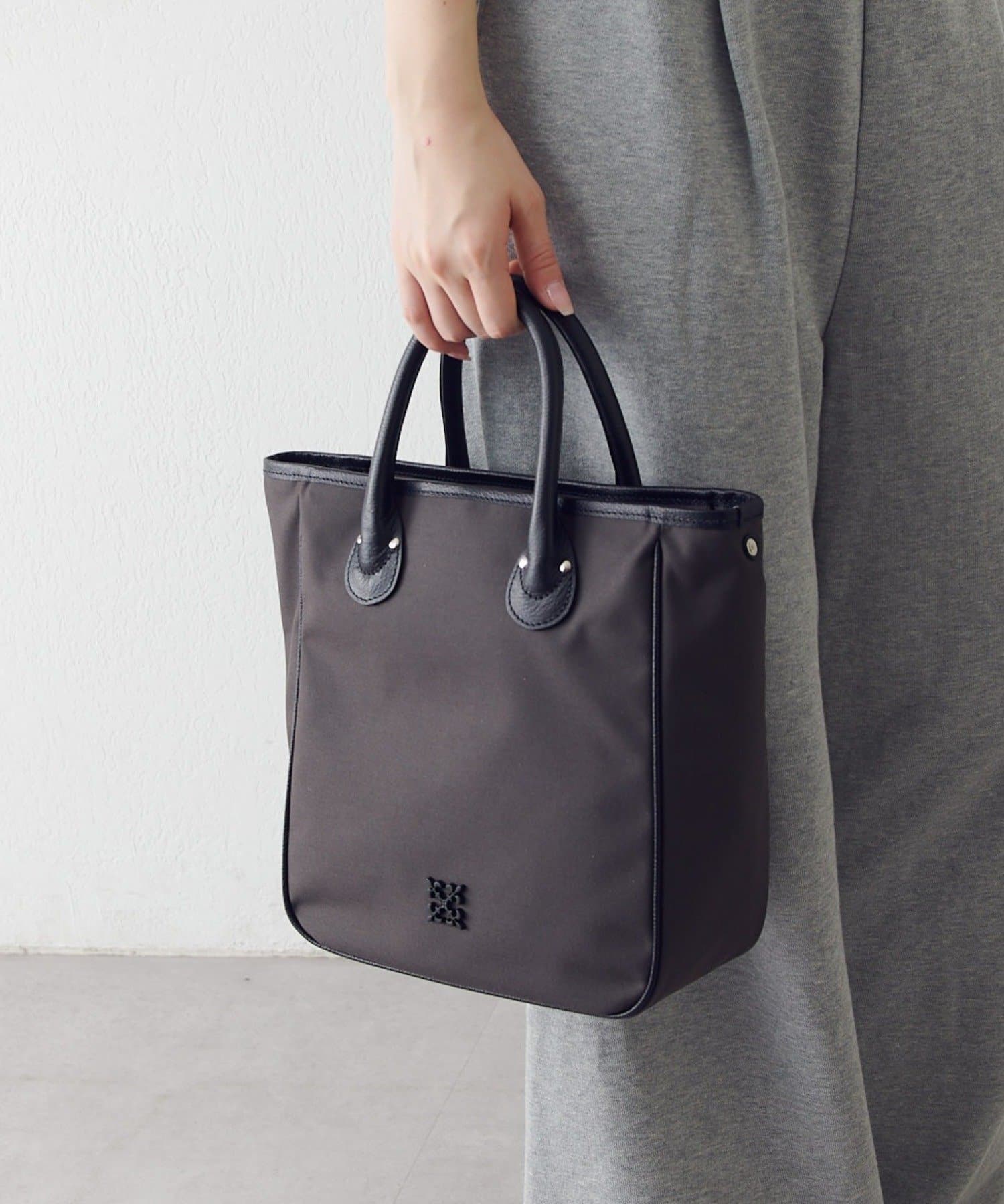 russet(ラシット) コーデュラナイロンスクエアトートバッグ