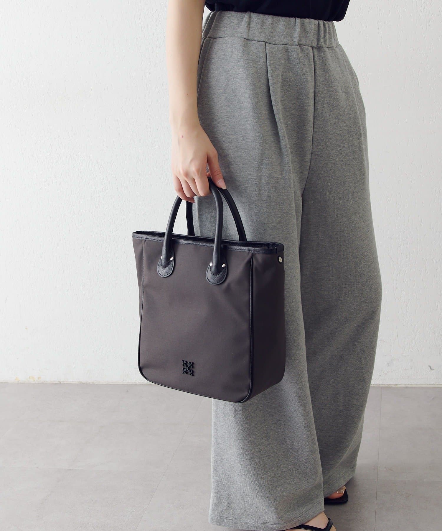 russet(ラシット) コーデュラナイロンスクエアトートバッグ