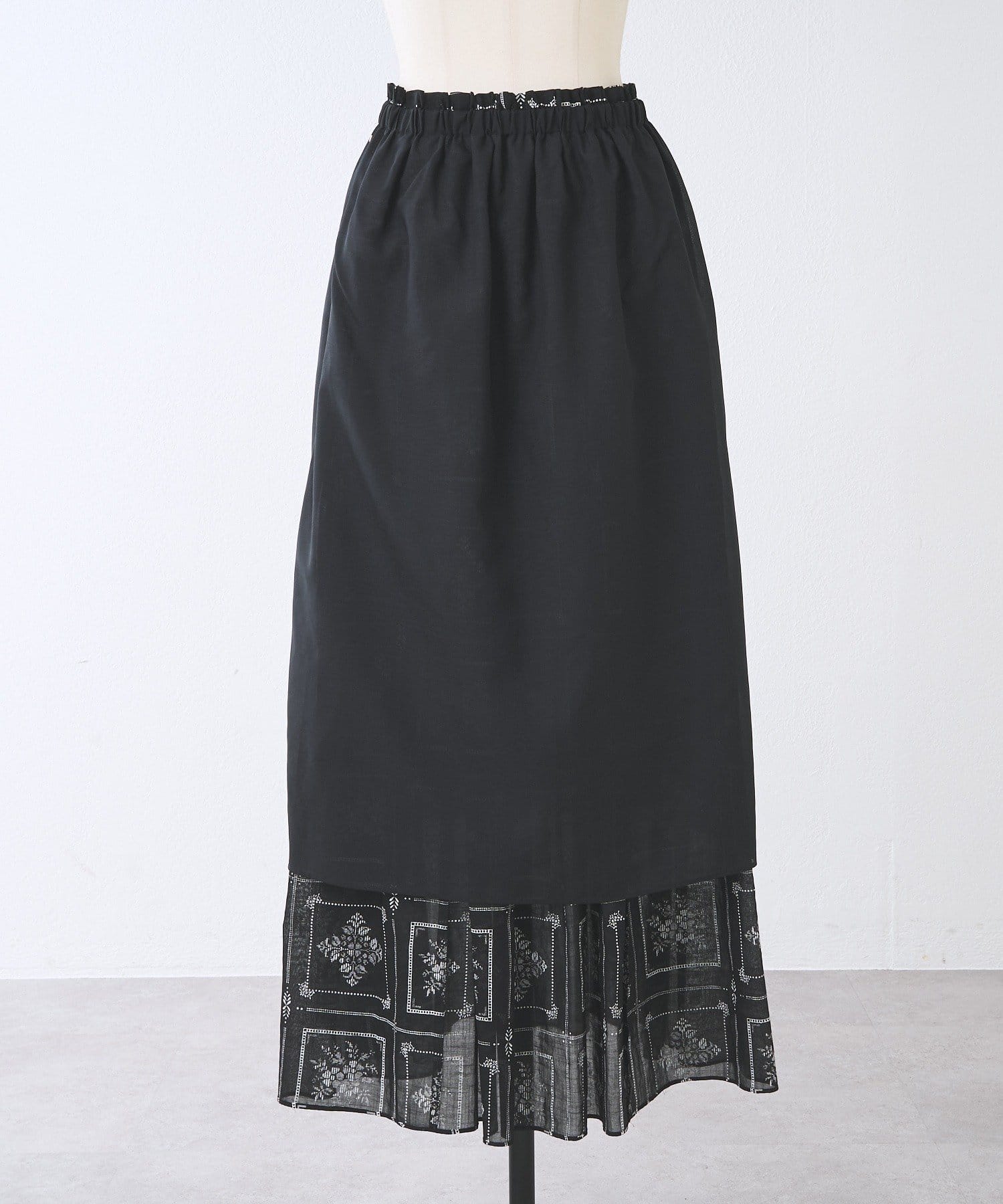 BEARDSLEY(ビアズリー) 刺繍風プリントスカート