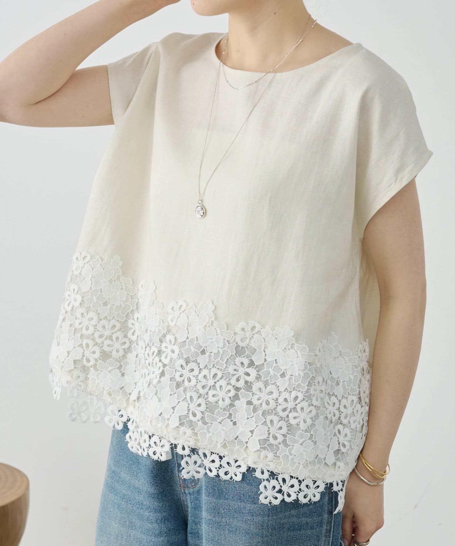 BEARDSLEY(ビアズリー) 《4/1(水)20：00予約開始》裾レースリネンブラウス