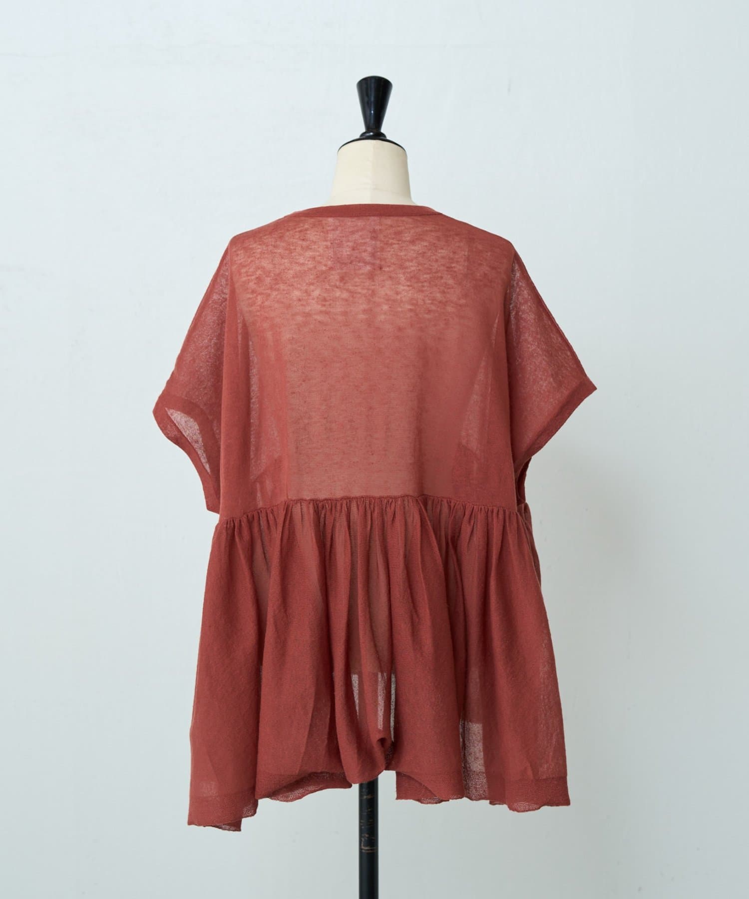 BEARDSLEY(ビアズリー) 《4/8(水)12:00予約開始》ボリュームペプラムニット