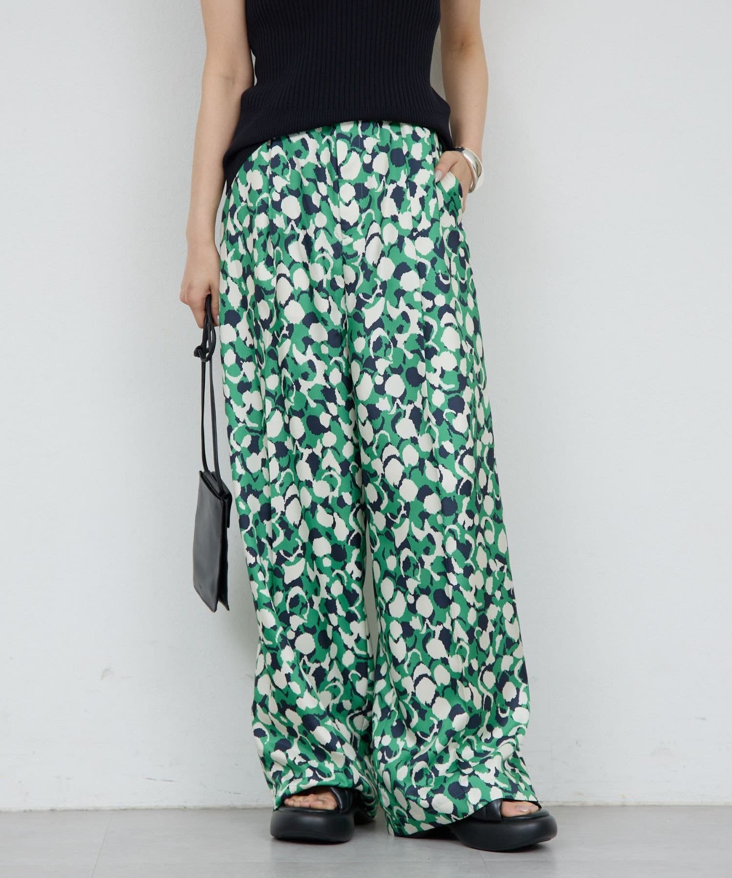 GALLARDAGALANTE(ガリャルダガランテ) 【セットアップ対応】アブストラクトプリントパンツ