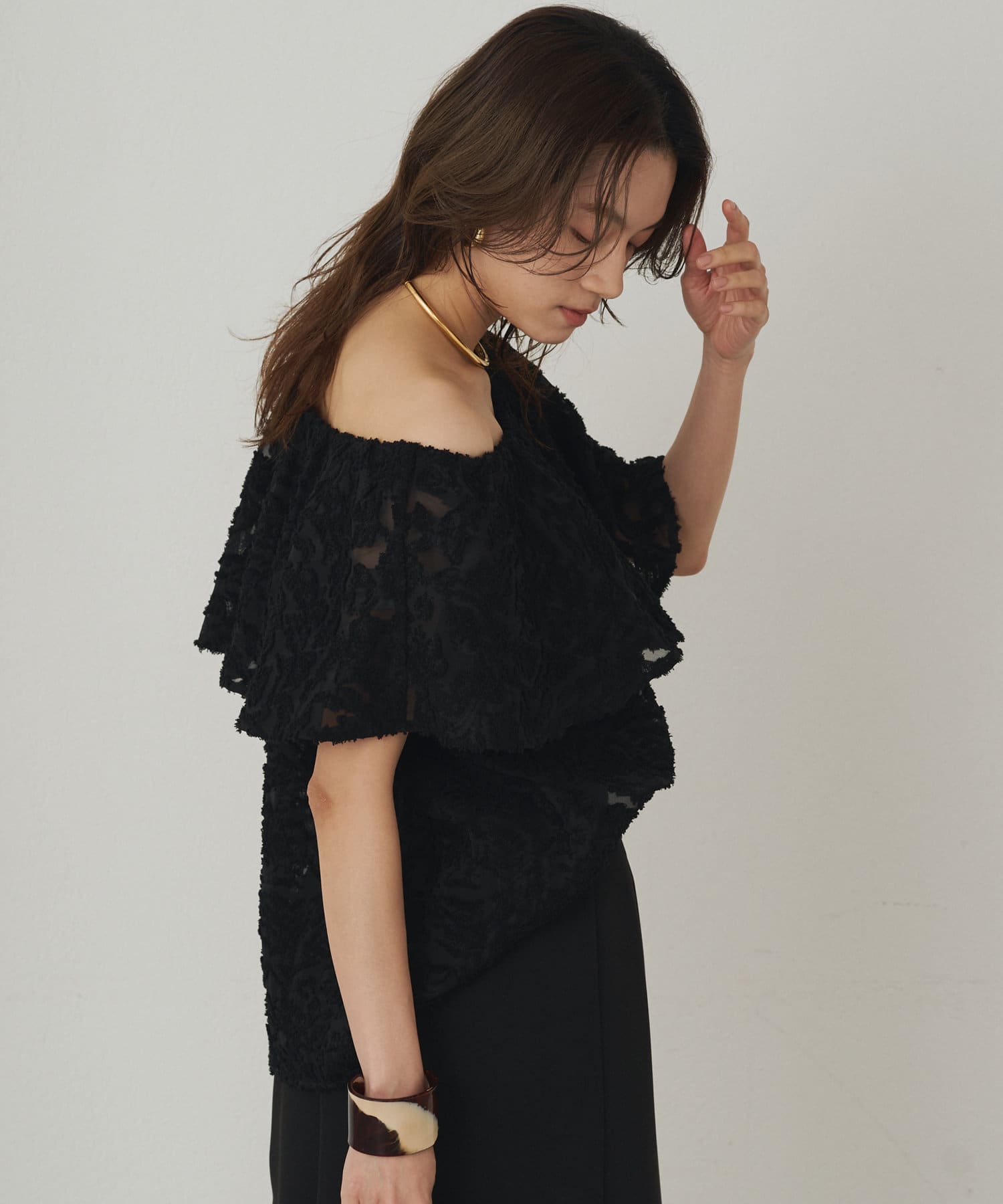 OUTLET(アウトレット) 【Loungedress】フリルオフショル2WAYブラウス