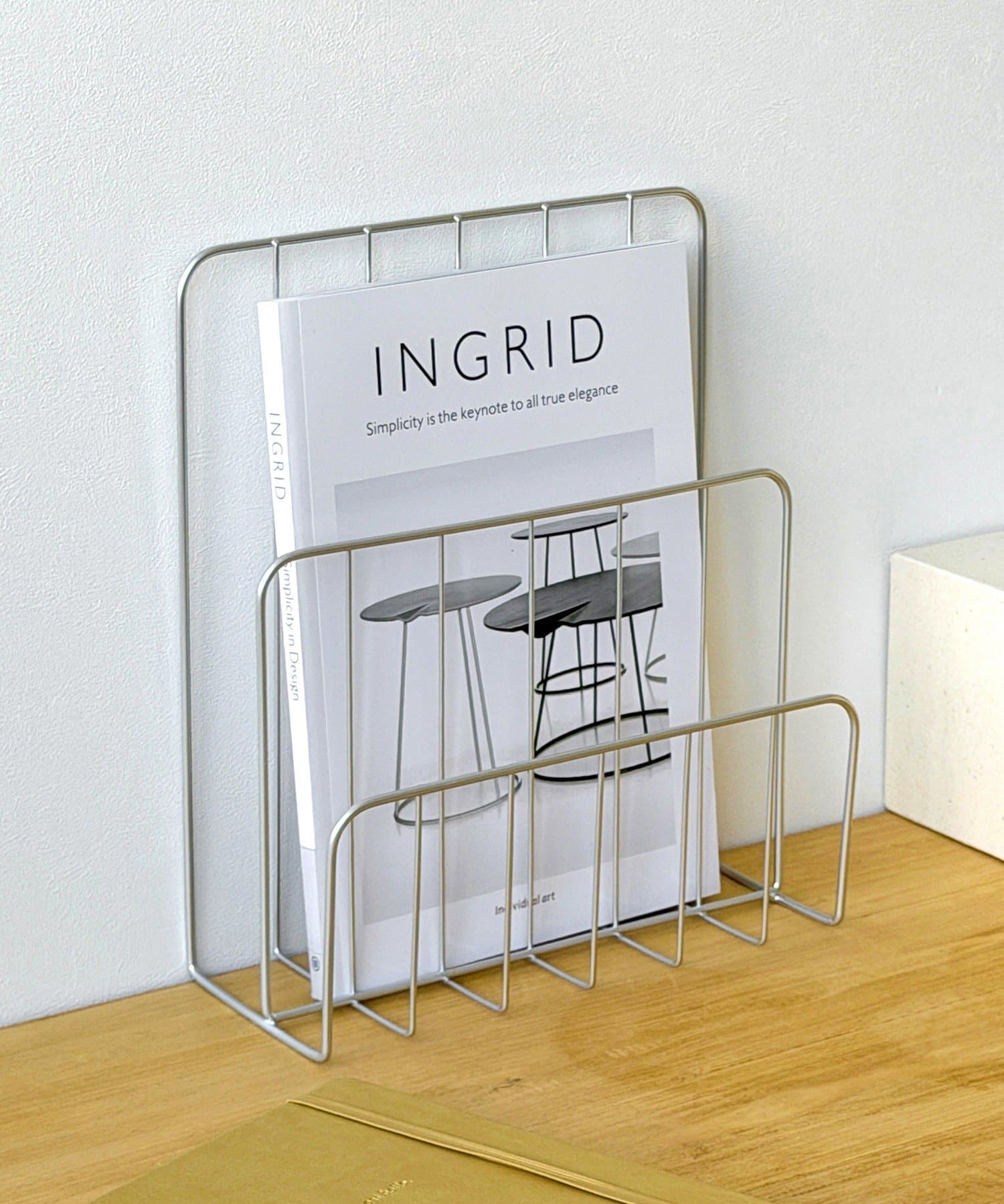 3COINS(スリーコインズ) ファイルスタンド