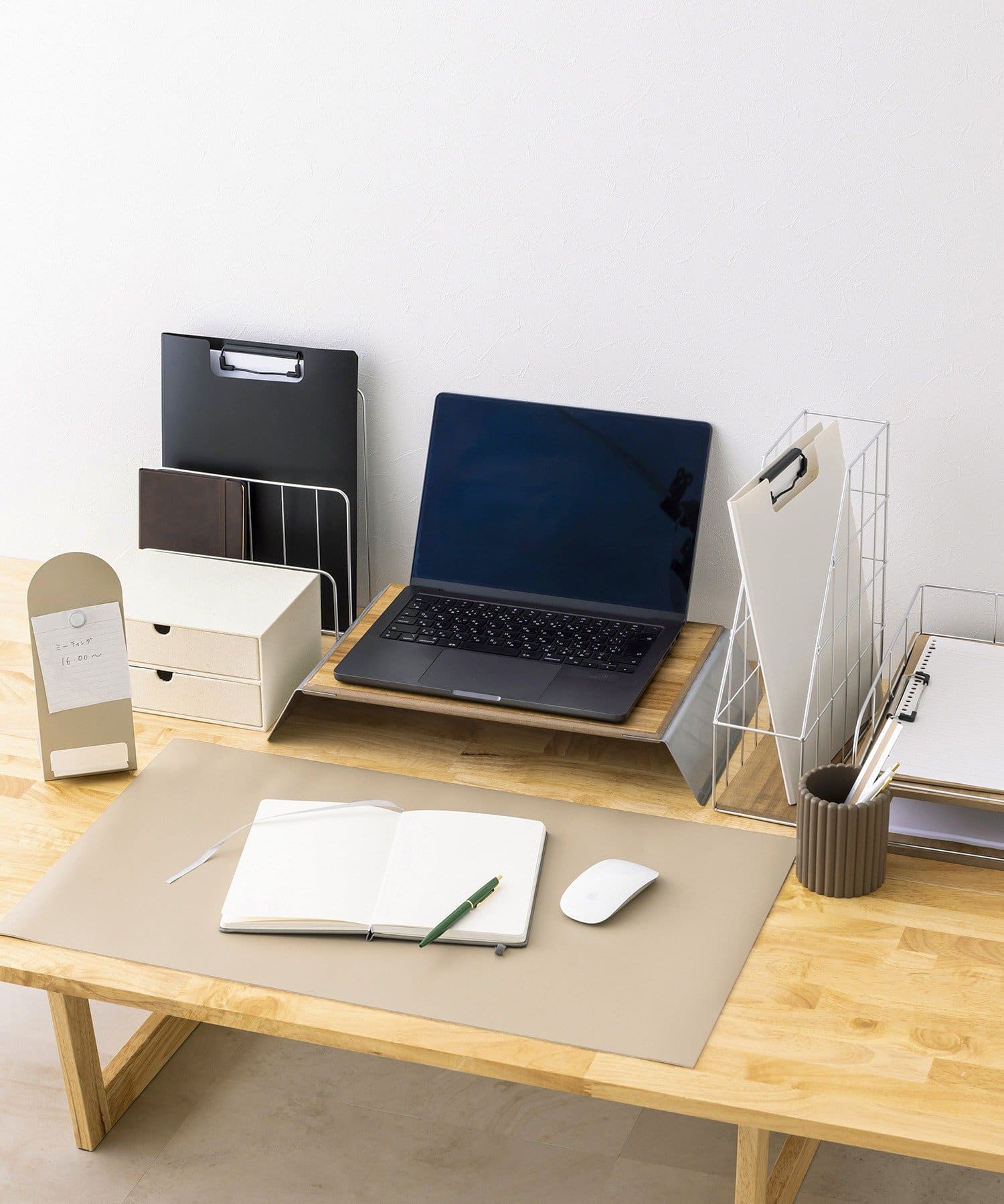 3COINS(スリーコインズ) リバーシブルデスクマット