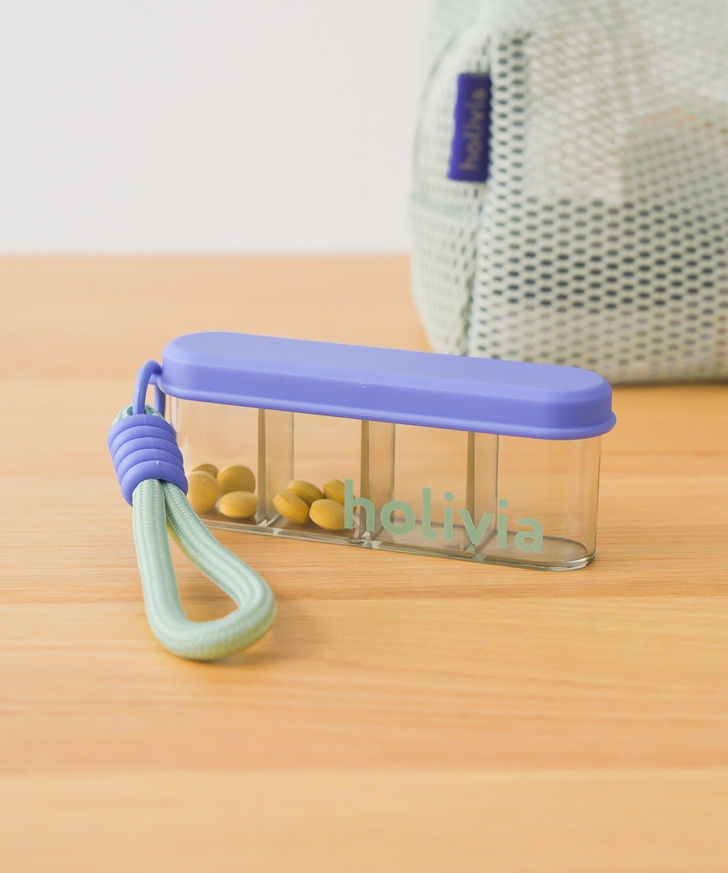 3COINS(スリーコインズ) 持ち運びピルケース