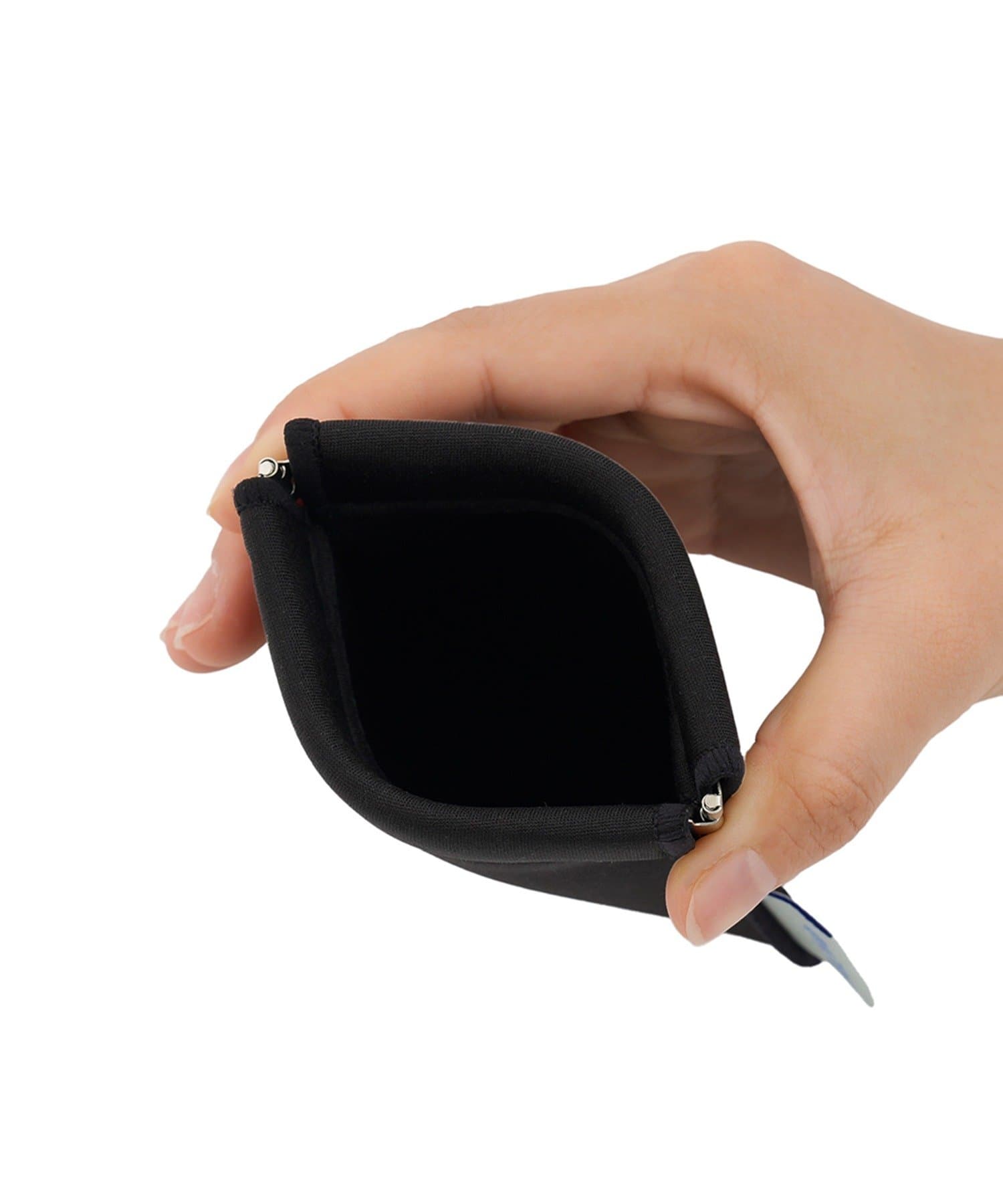 3COINS(スリーコインズ) ネオプレーン小物入れ