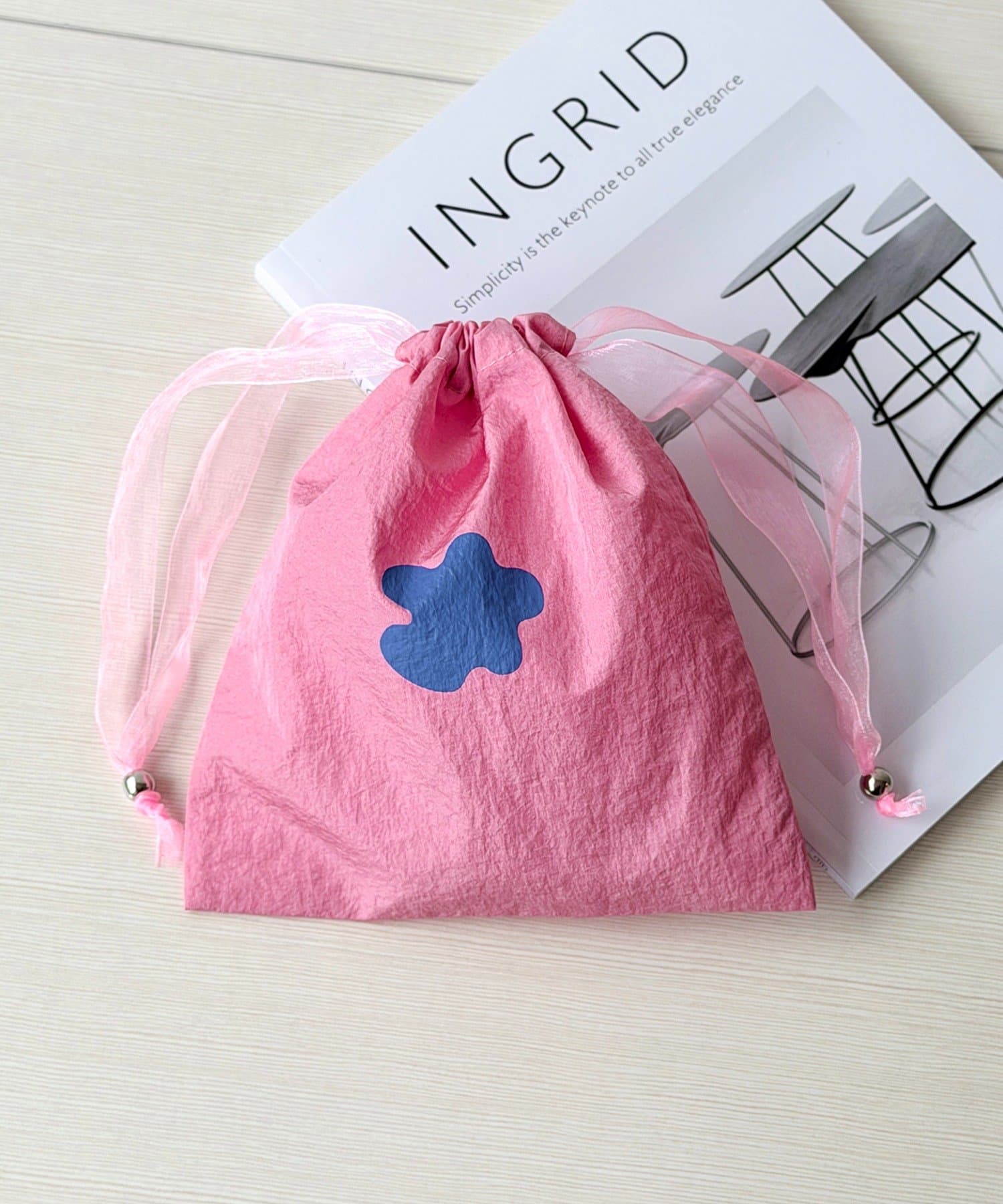 3COINS(スリーコインズ) 巾着