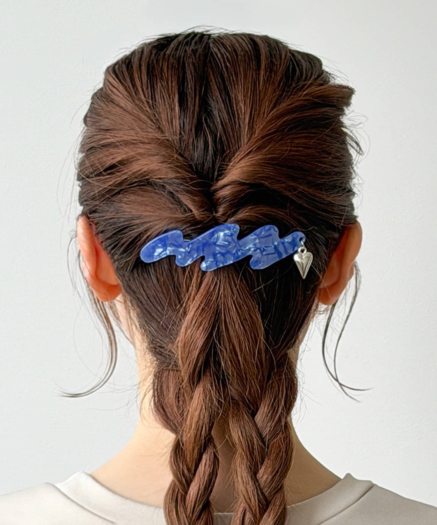 3COINS(スリーコインズ) チャーム付きニュアンスヘアバレッタ