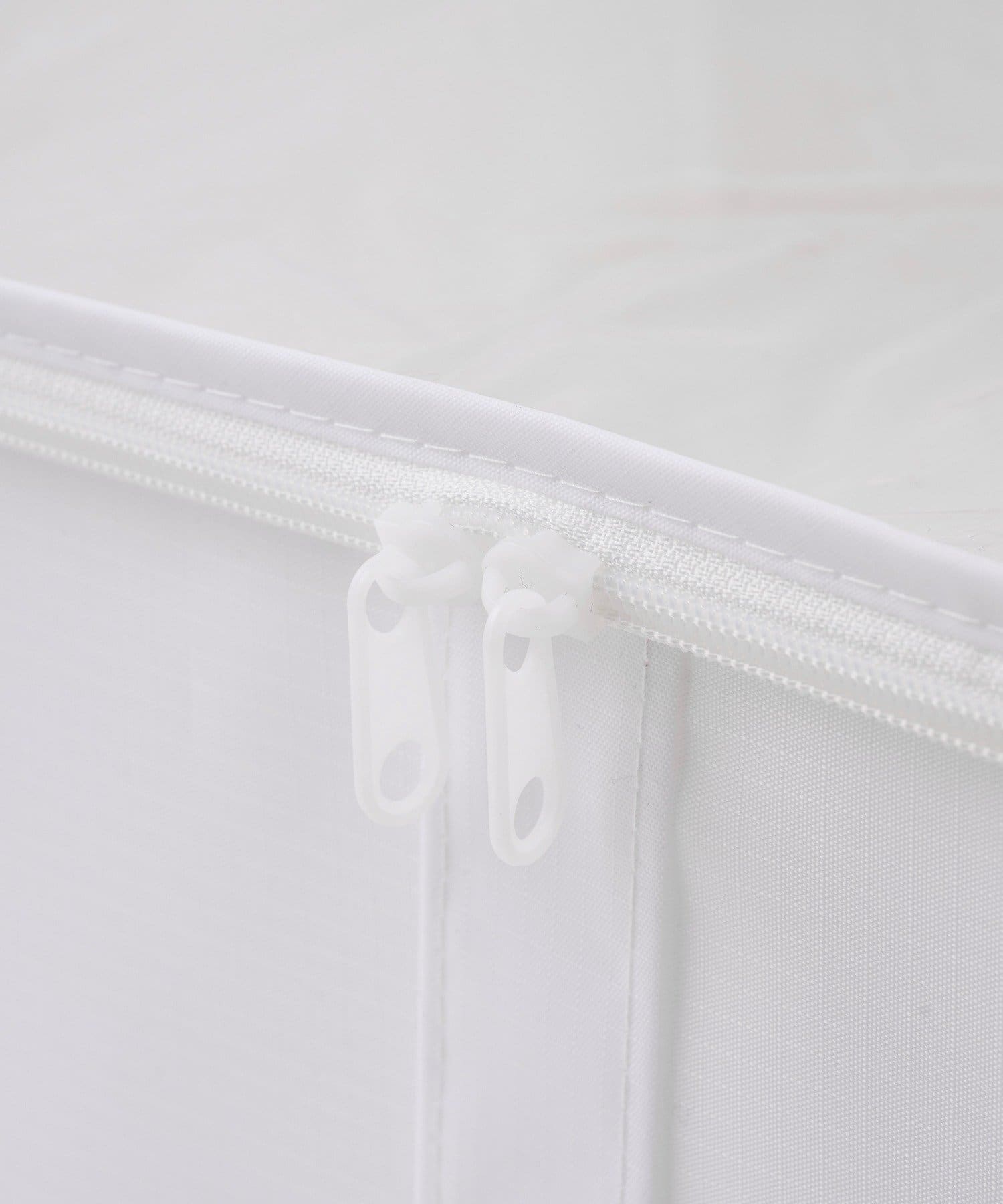 3COINS(スリーコインズ) 透明蓋付きボックス：L