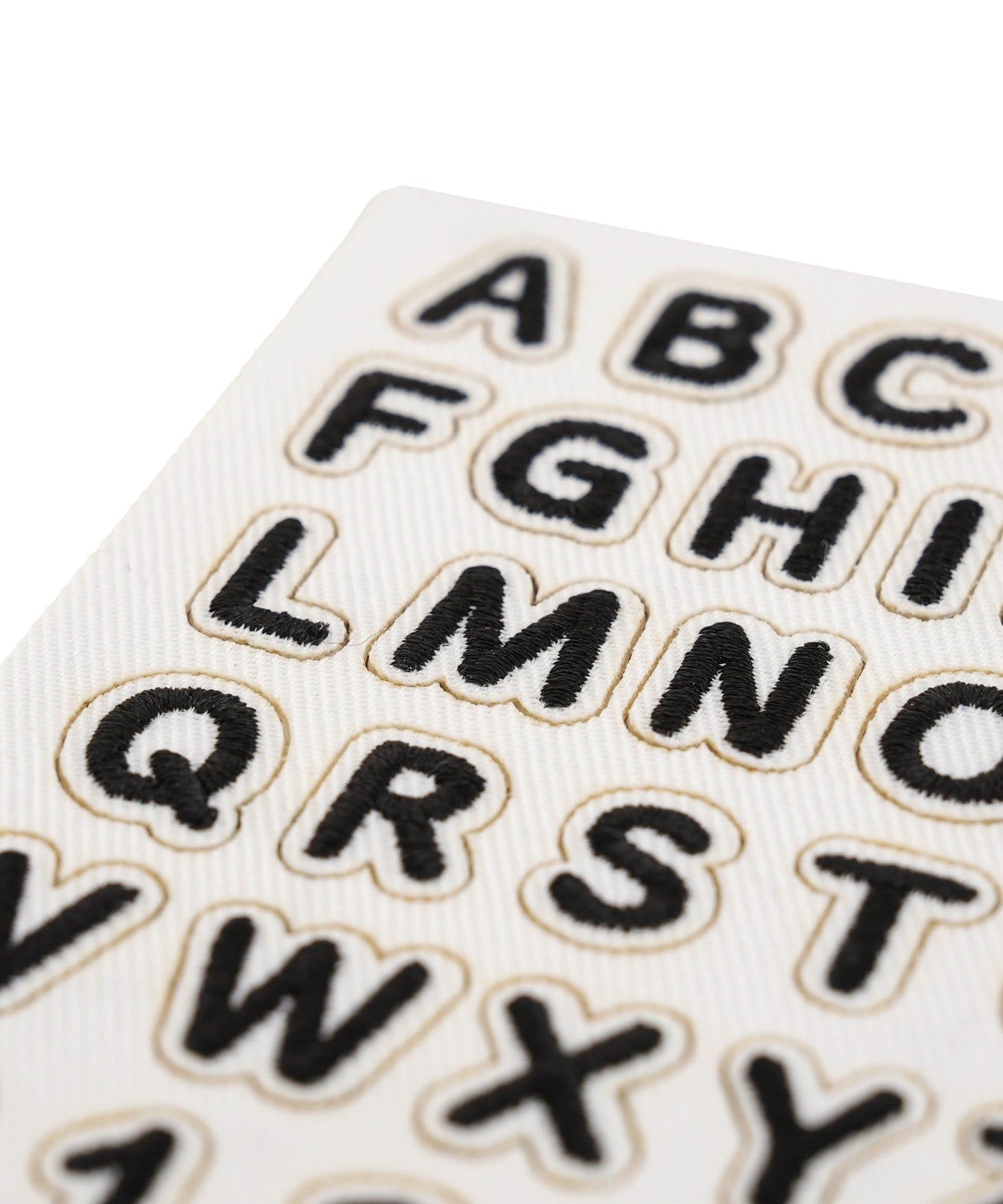 3COINS(スリーコインズ) ワッペン2シートセット