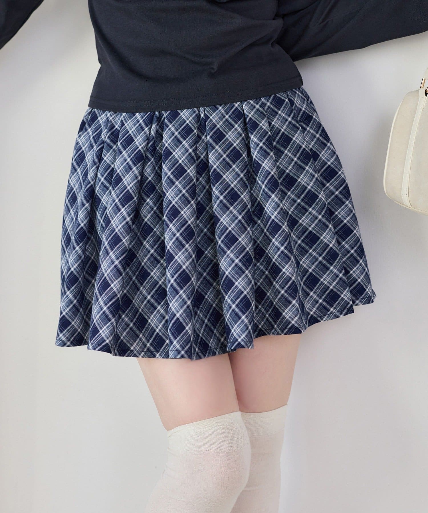 NICE CLAUP / OLIVE des OLIVE OUTLET(ナイスクラップ  / オリーブ デ オリーブ アウトレット) 【one after another】フレアミニスカート