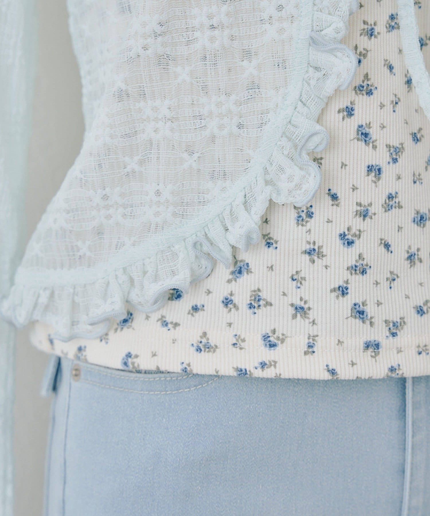 NICE CLAUP / OLIVE des OLIVE OUTLET(ナイスクラップ  / オリーブ デ オリーブ アウトレット) 【continuer】レースカーディガン×カップ付きレースキャミ