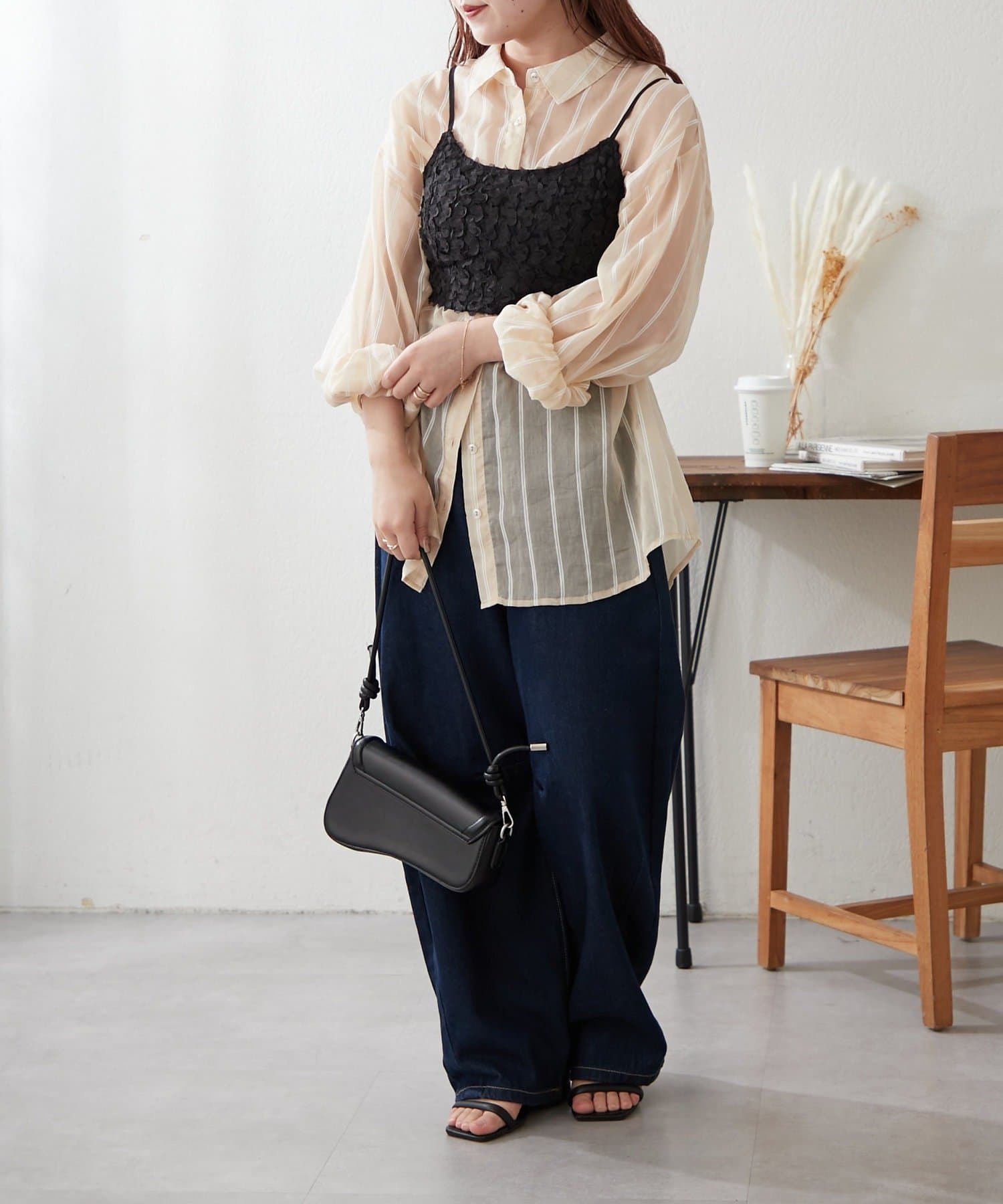 NICE CLAUP / OLIVE des OLIVE OUTLET(ナイスクラップ  / オリーブ デ オリーブ アウトレット) 【continuer】Ｖネックビスチェ