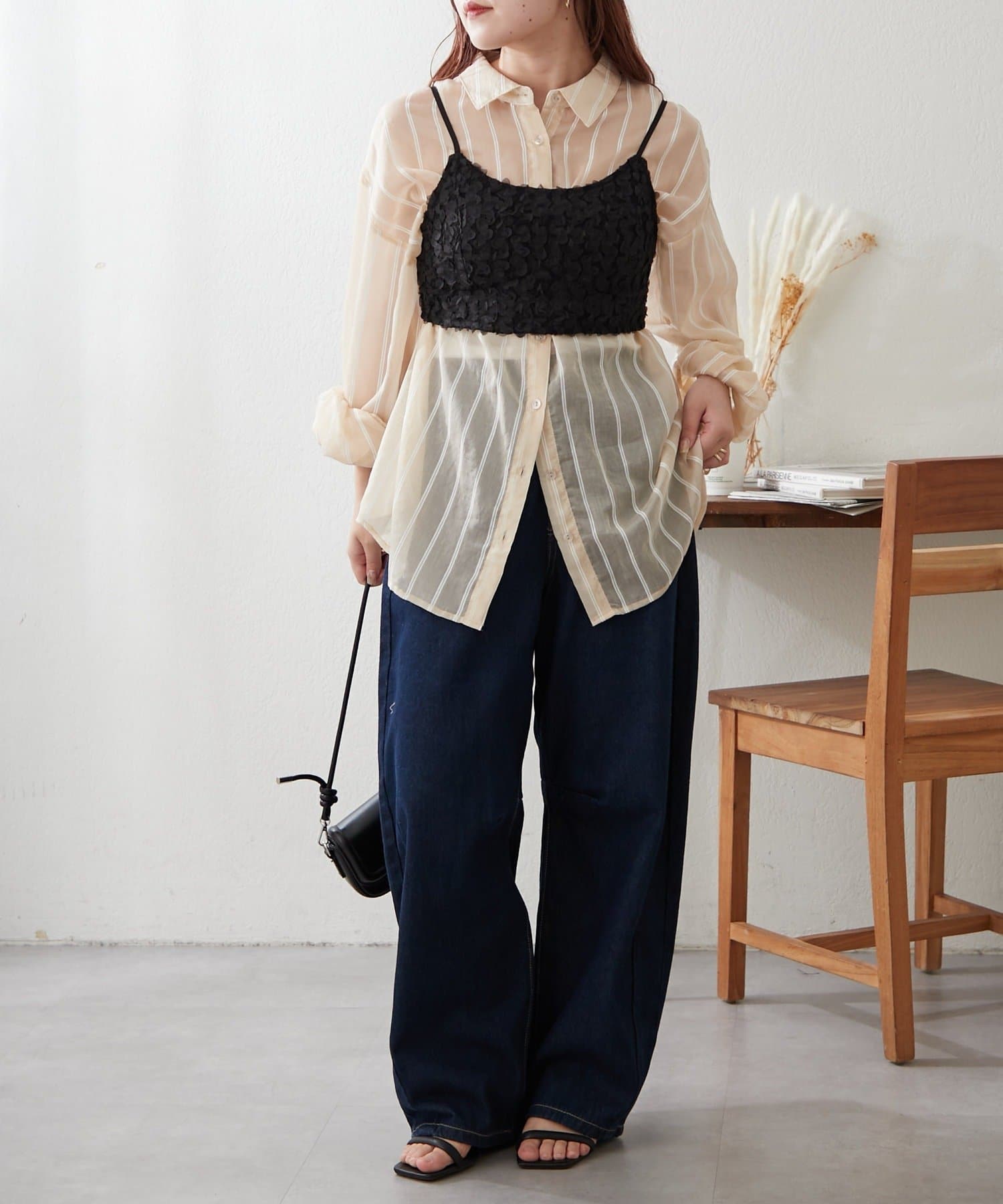 NICE CLAUP / OLIVE des OLIVE OUTLET(ナイスクラップ  / オリーブ デ オリーブ アウトレット) 【continuer】Ｖネックビスチェ