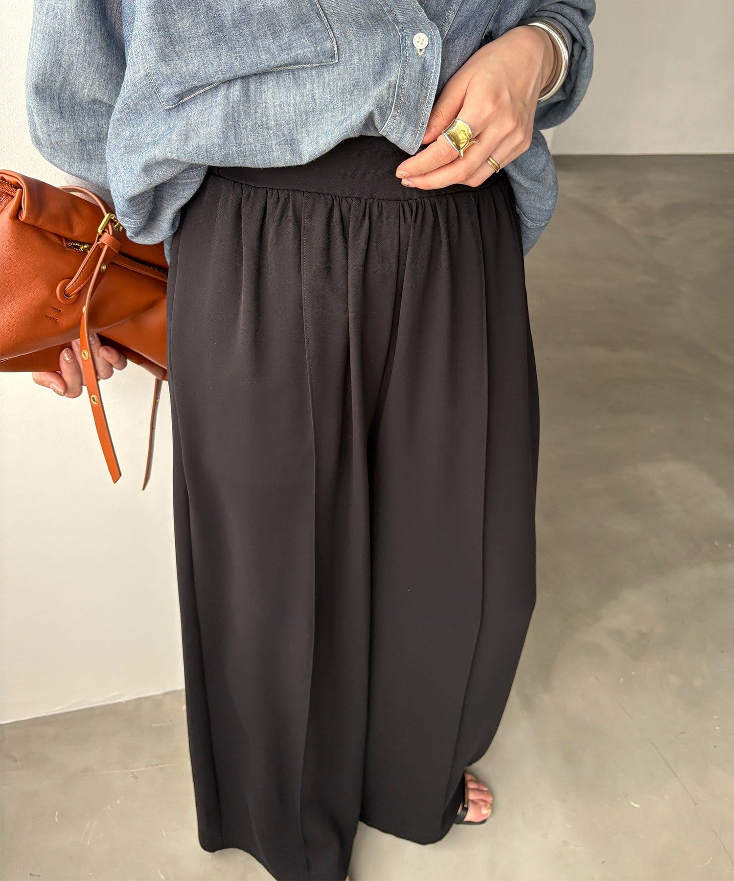 DOUDOU(ドゥドゥ) 接触冷感ピンタックワイドパンツ