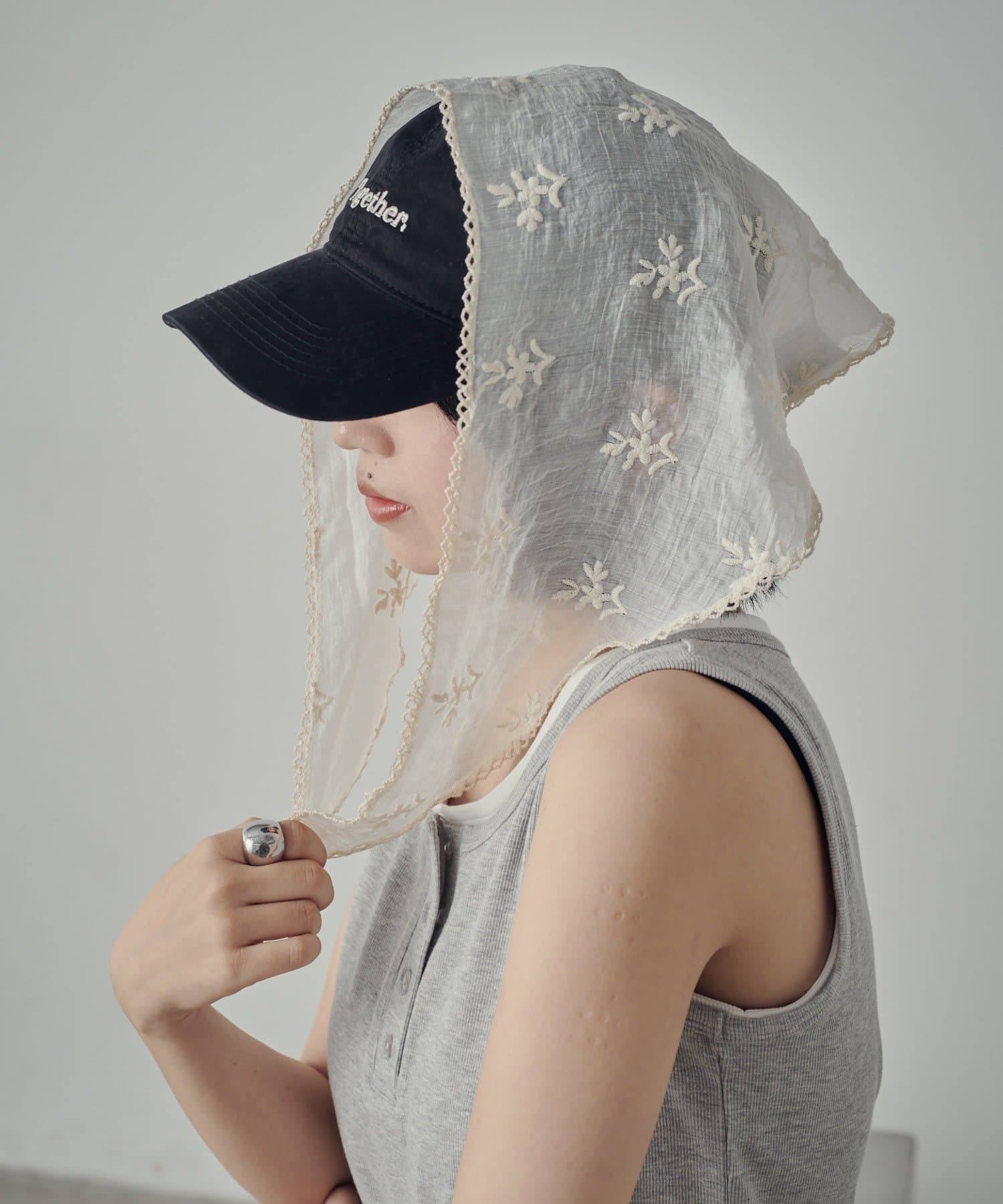 -goocy-(グーシー) 【ワンポイントアイテム！】リーフレーススカーフ