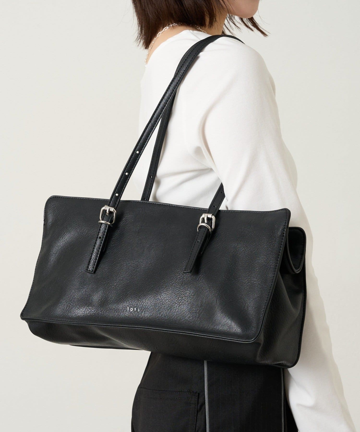 OUTLET(アウトレット) 【mline】 loti モアワイド ボストンバッグ